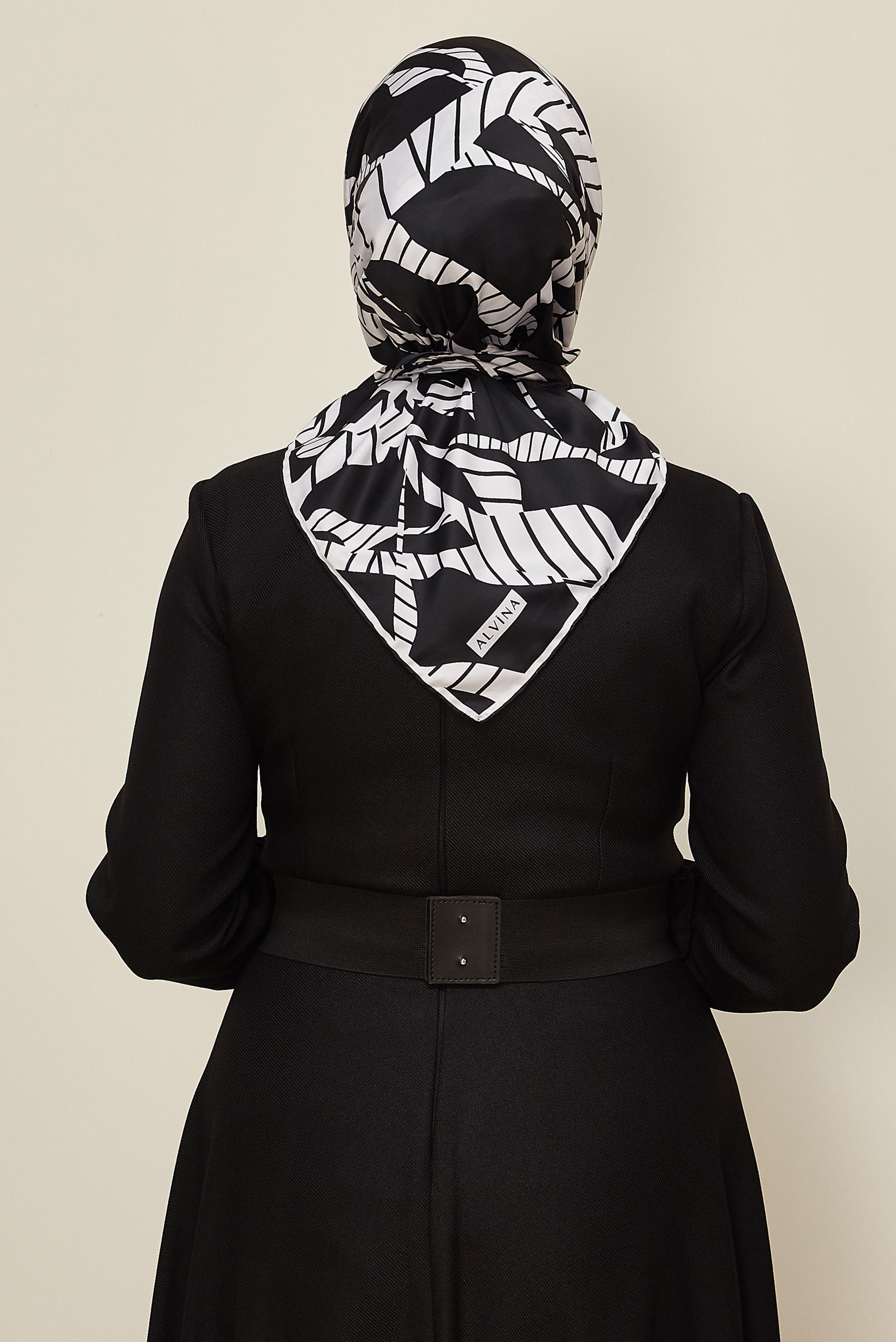 Tesettür giyim SİYAH ALVİNA DESENLİ EŞARP 11023