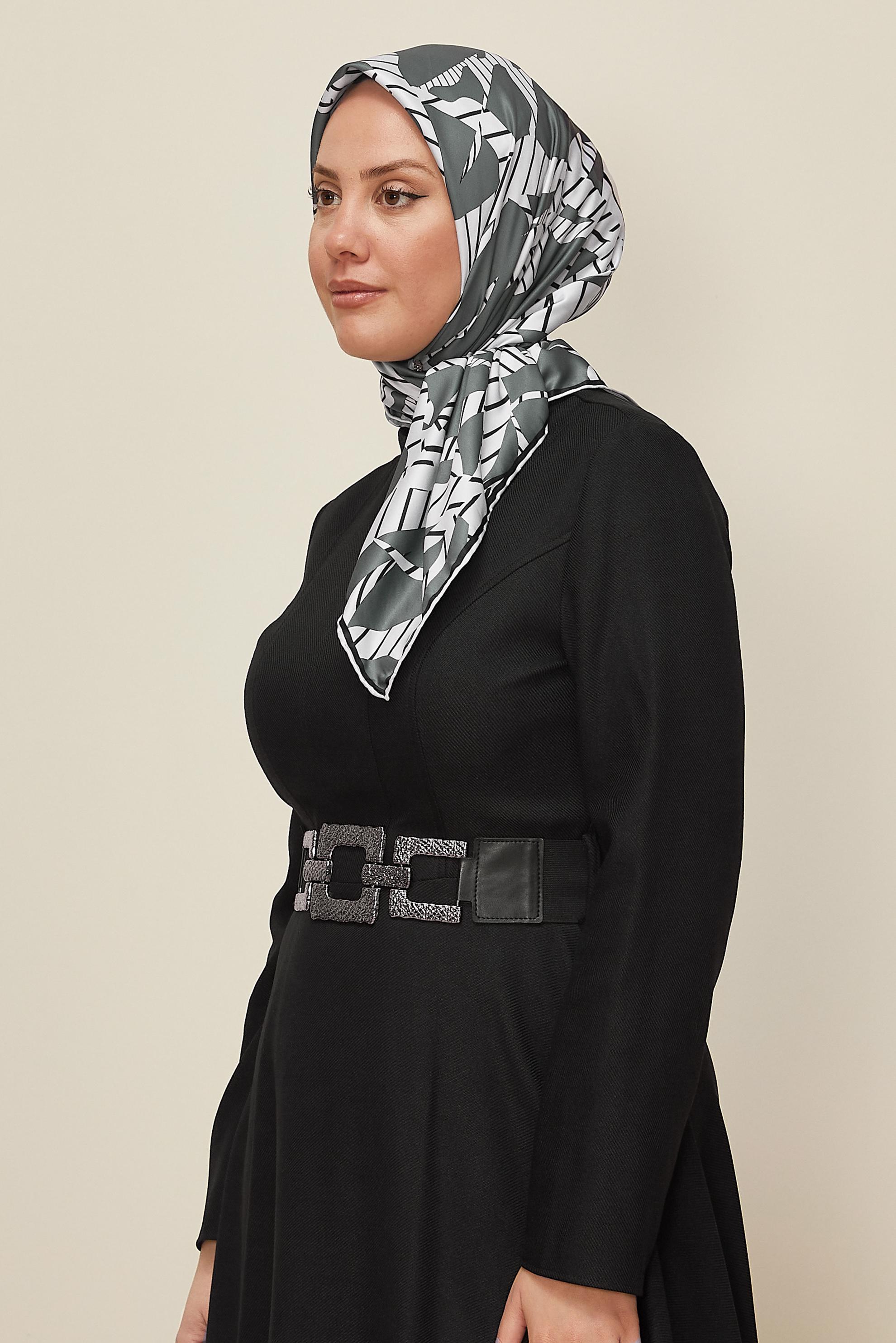 Tesettür giyim GRİ ALVİNA DESENLİ EŞARP 11023