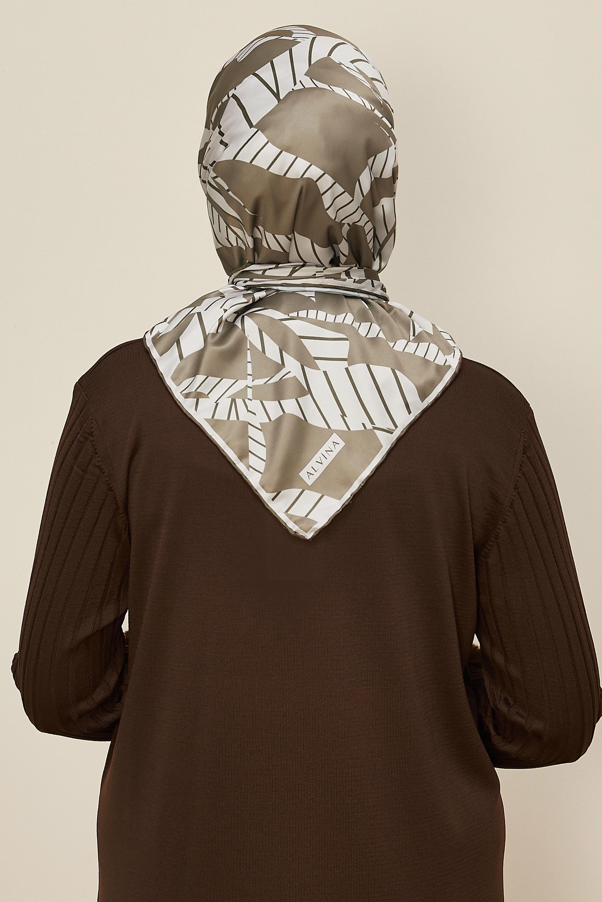 Tesettür giyim HAKİ ALVİNA DESENLİ EŞARP 11023