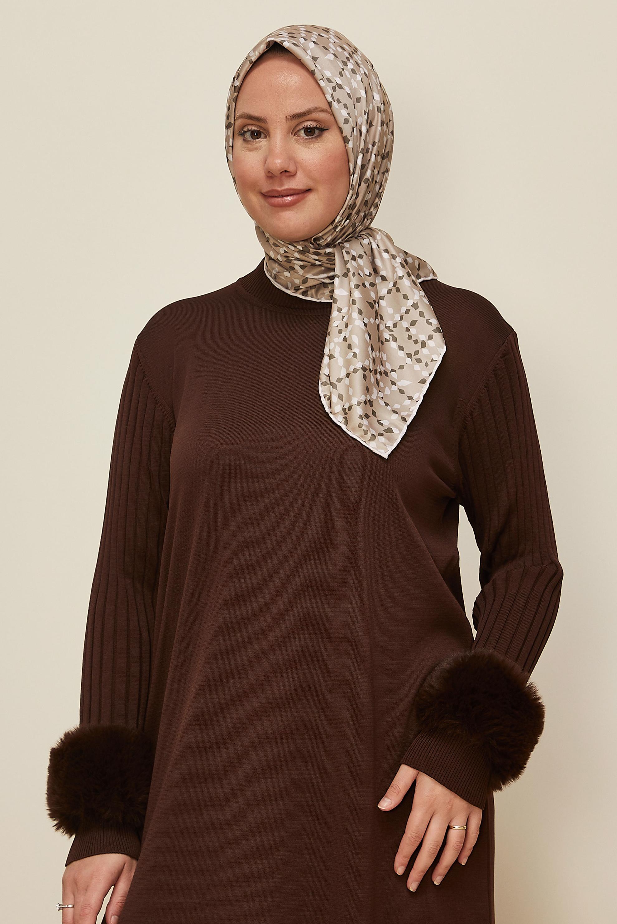 Tesettür giyim VİZON ALVİNA DESENLİ EŞARP 11040