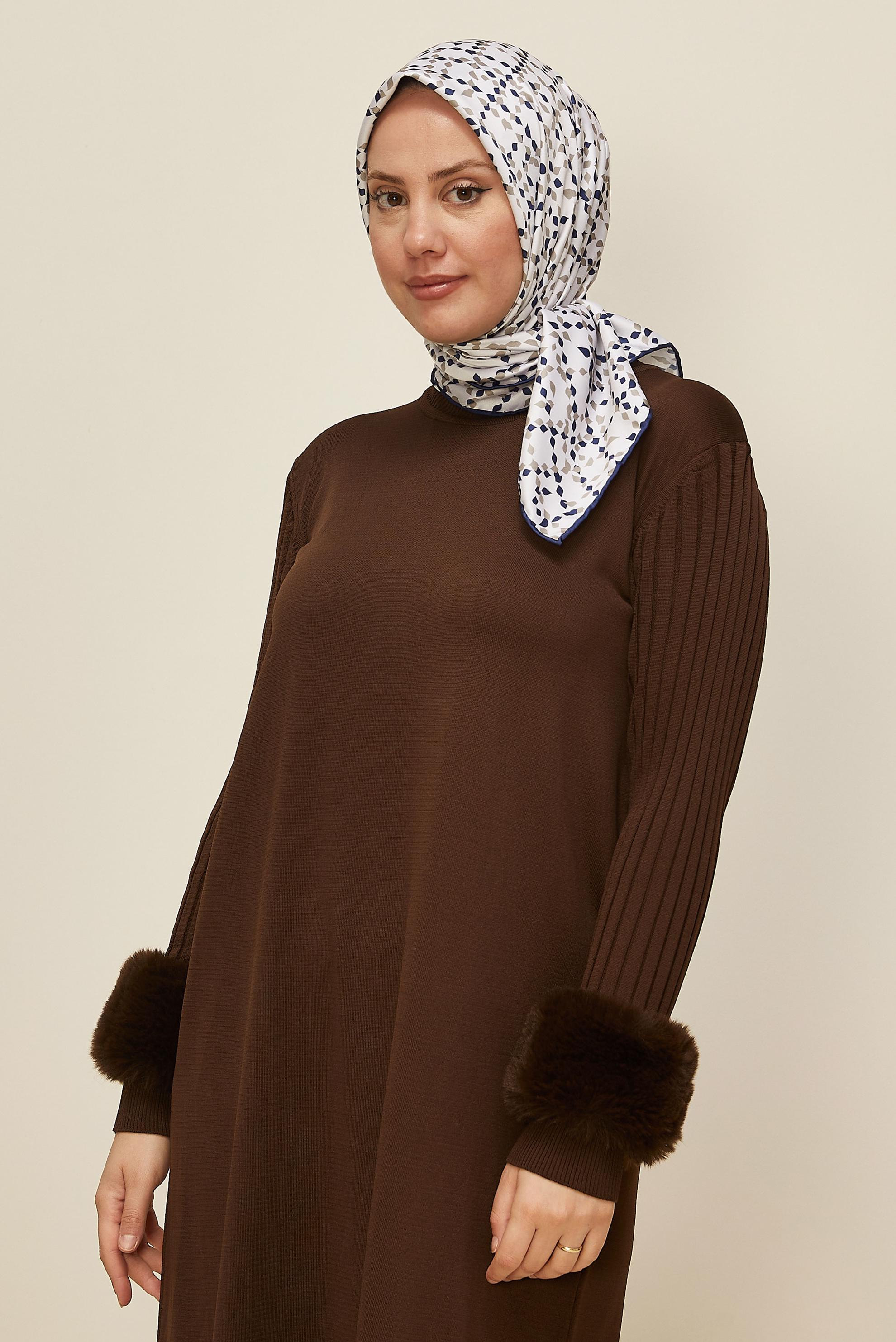 Tesettür giyim LACİVERT ALVİNA DESENLİ EŞARP 11040