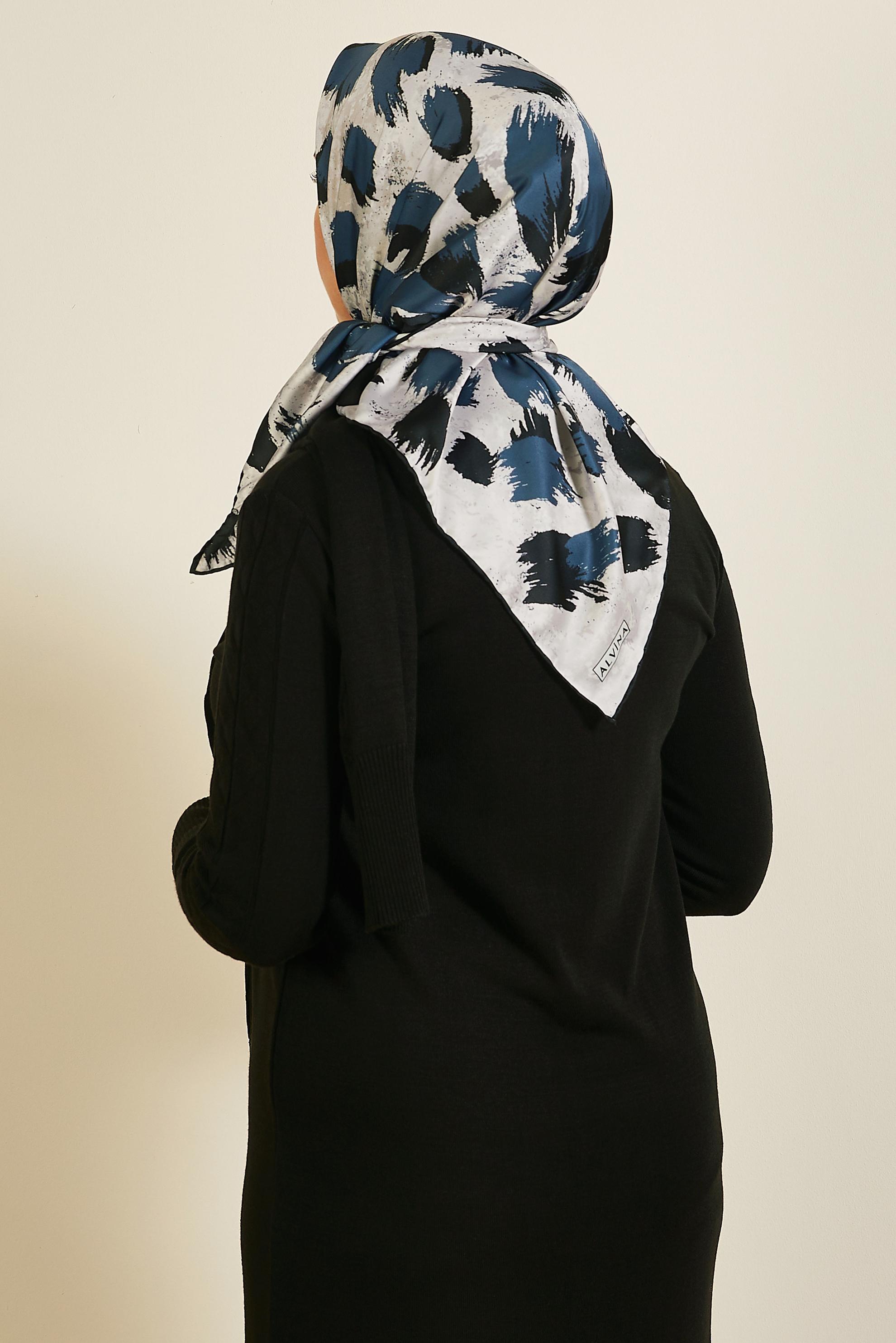 Tesettür giyim SİYAH ALVİNA DESENLİ EŞARP 3857