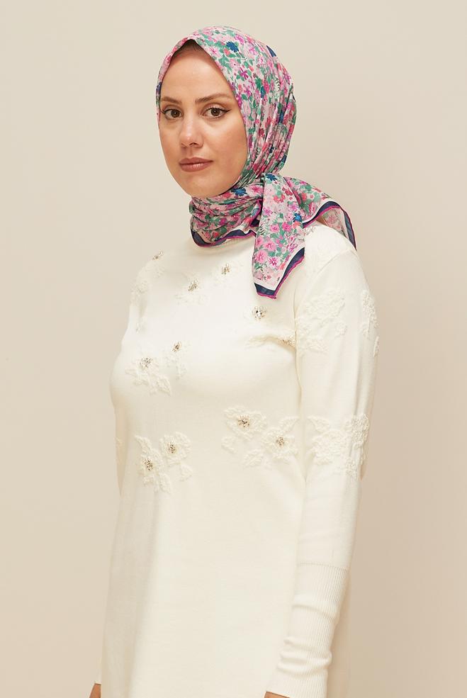 Vêtements hijab POUDRE ÉCHARPE ALVINA À MOTIFS FLORAUX 8603 - ALVİNA