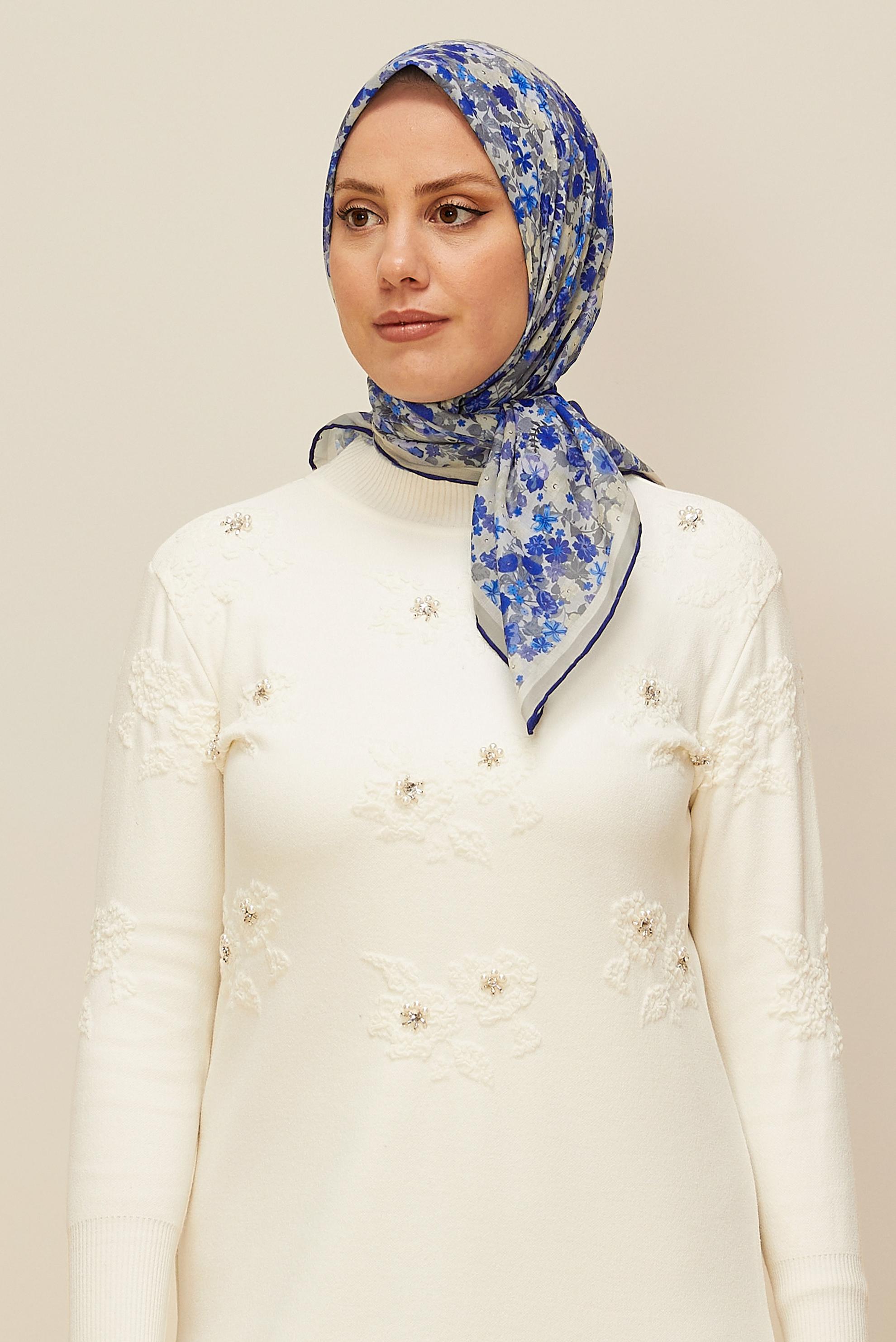 Tesettür giyim LACİVERT ALVİNA ÇİÇEK DESENLİ EŞARP 8603