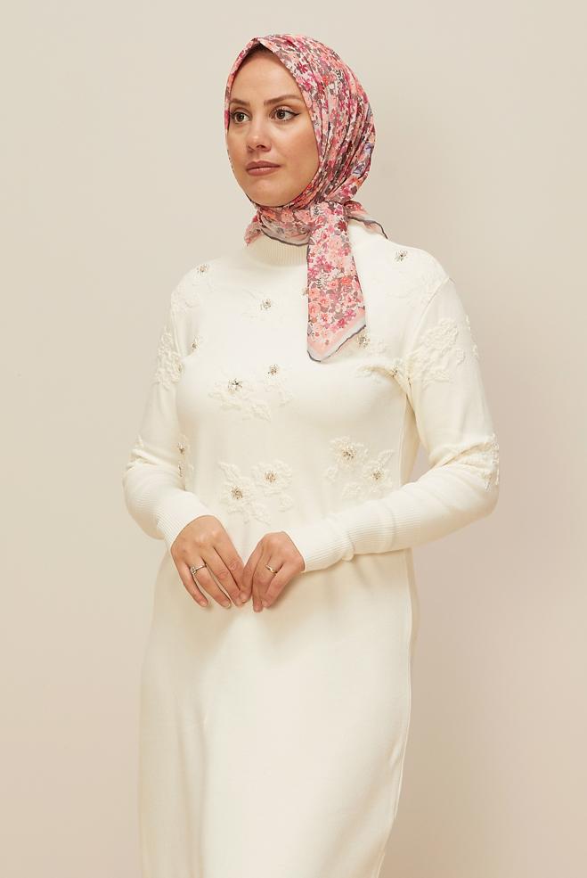 Vêtements hijab POUDRE ÉCHARPE ALVINA À MOTIFS FLORAUX 8603 - ALVİNA