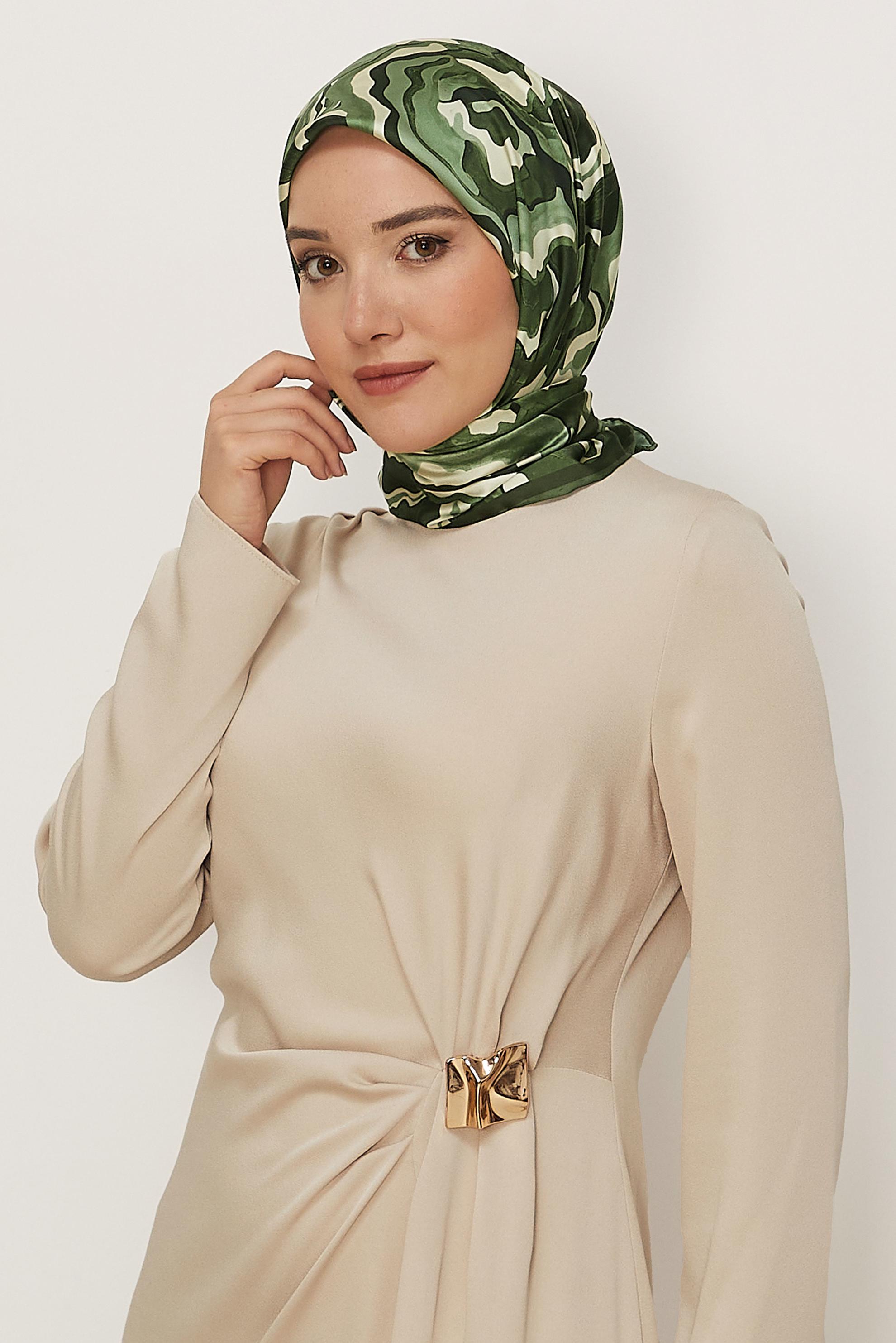 Vêtements hijab KAKI ALVINA ÉCHARPE À MOTIF 8614
