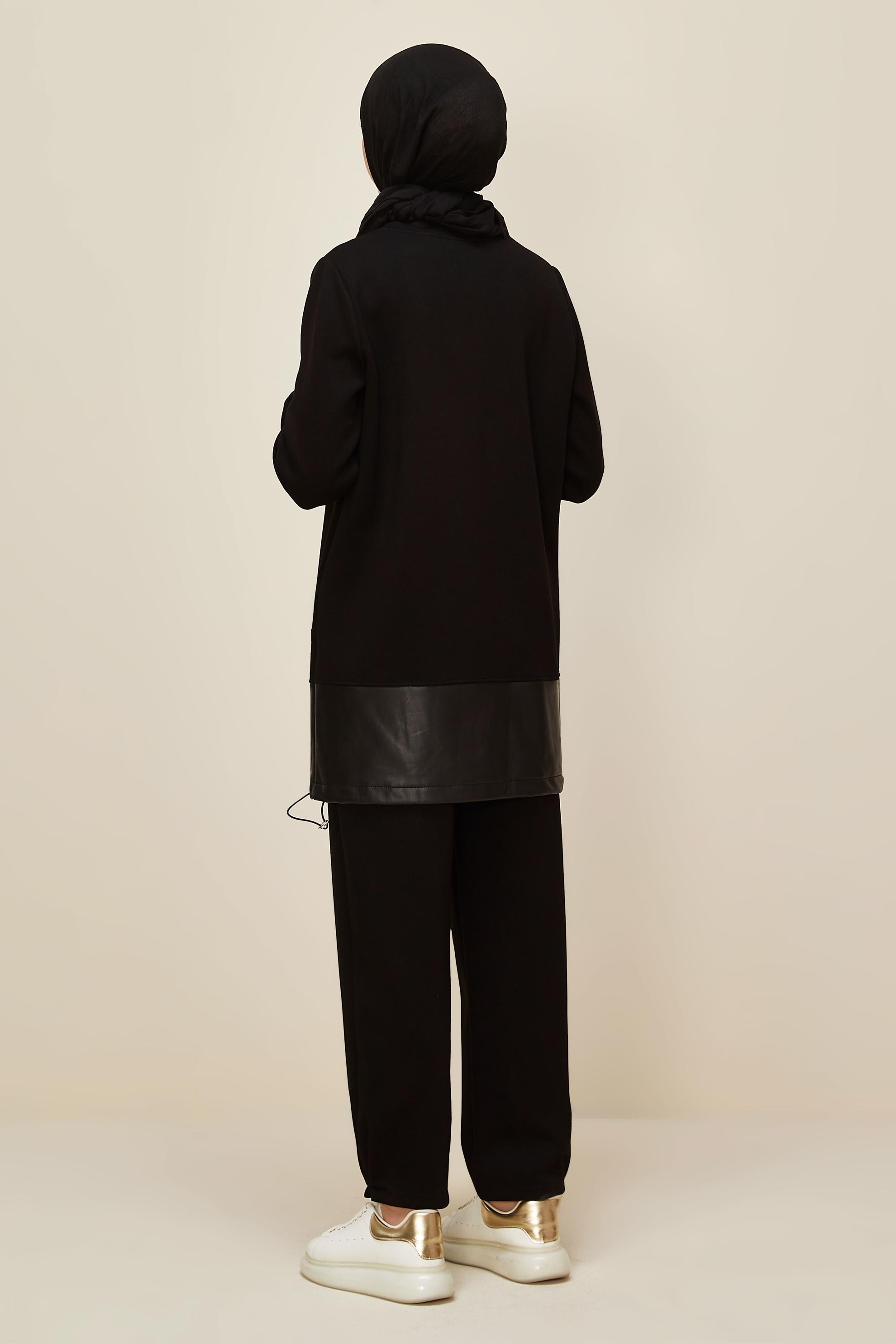 Vêtements hijab NOIR ENSEMBLE DE SURVÊTEMENT AVEC PANTALON 45288