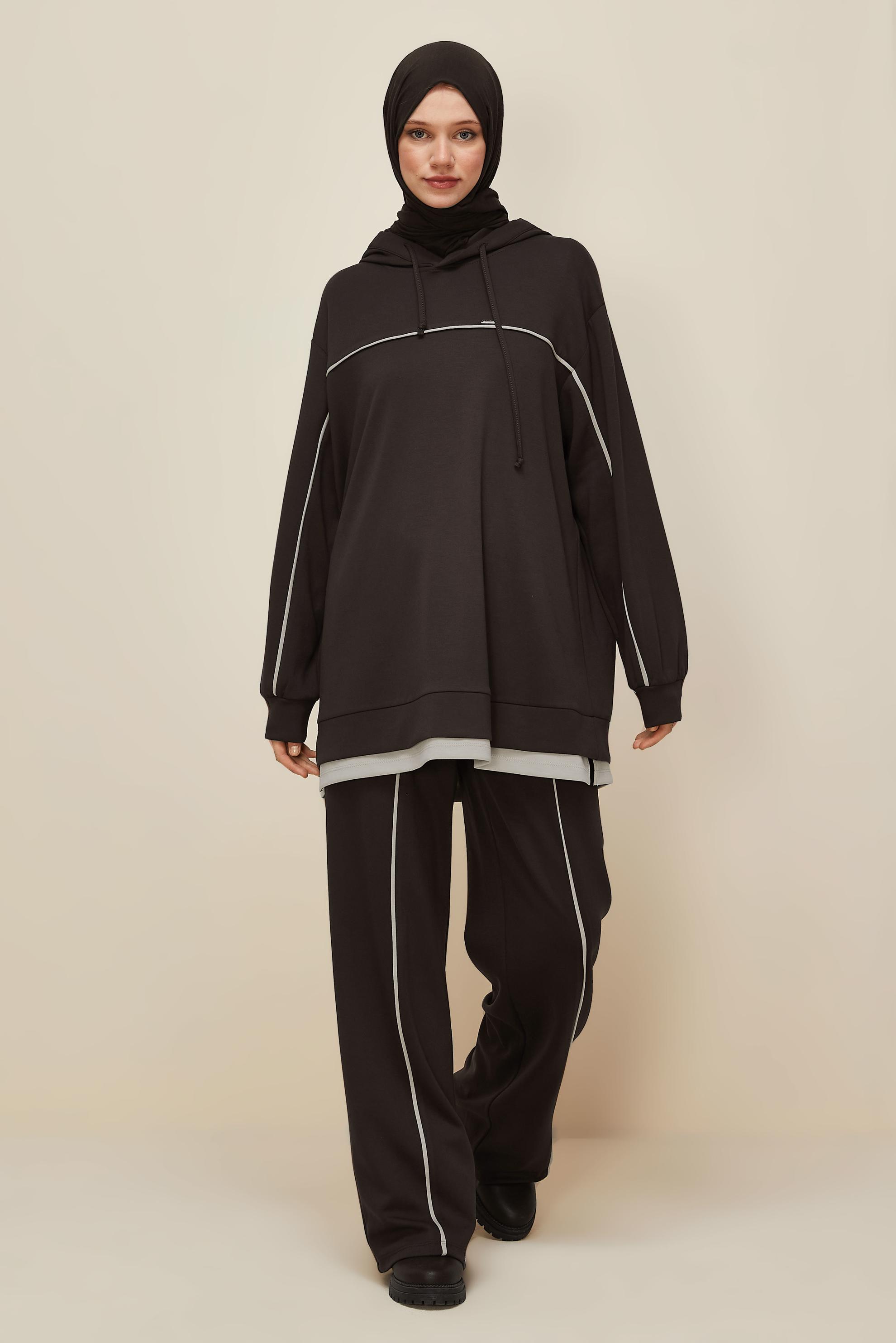 Vêtements hijab BRUN ENSEMBLE DE SURVÊTEMENT AVEC PANTALON 45916