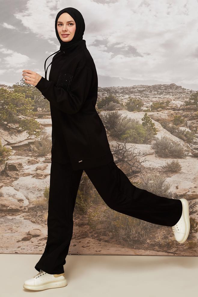 Tesettür giyim SİYAH TAŞ İŞLEMELİ EŞOFMAN TAKIMI 45967 - ALVİNA