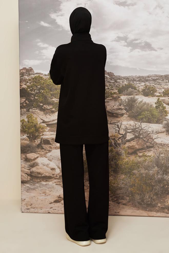 Tesettür giyim SİYAH TAŞ İŞLEMELİ EŞOFMAN TAKIMI 45967 - ALVİNA