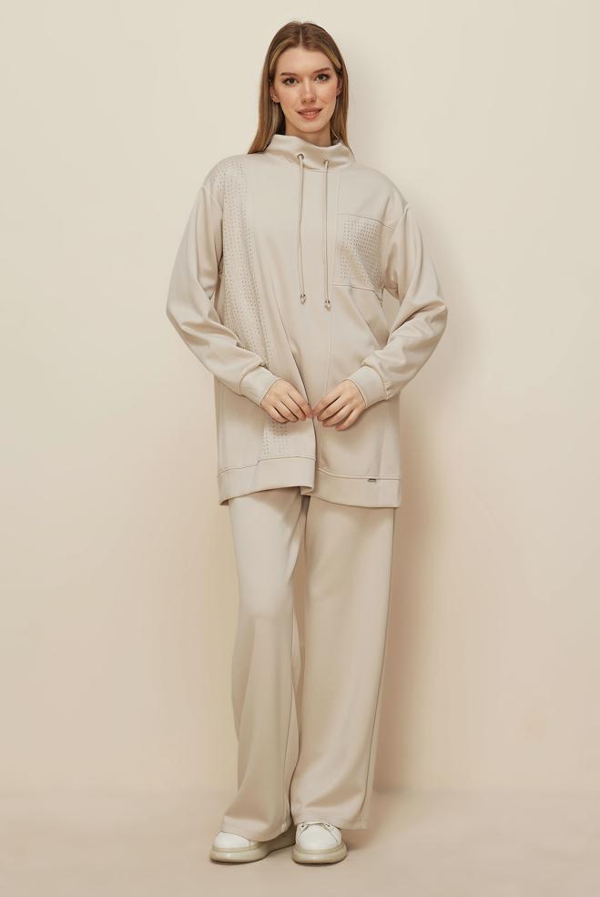 Tesettür giyim EKRU TAŞ İŞLEMELİ EŞOFMAN TAKIMI 45967 - ALVİNA