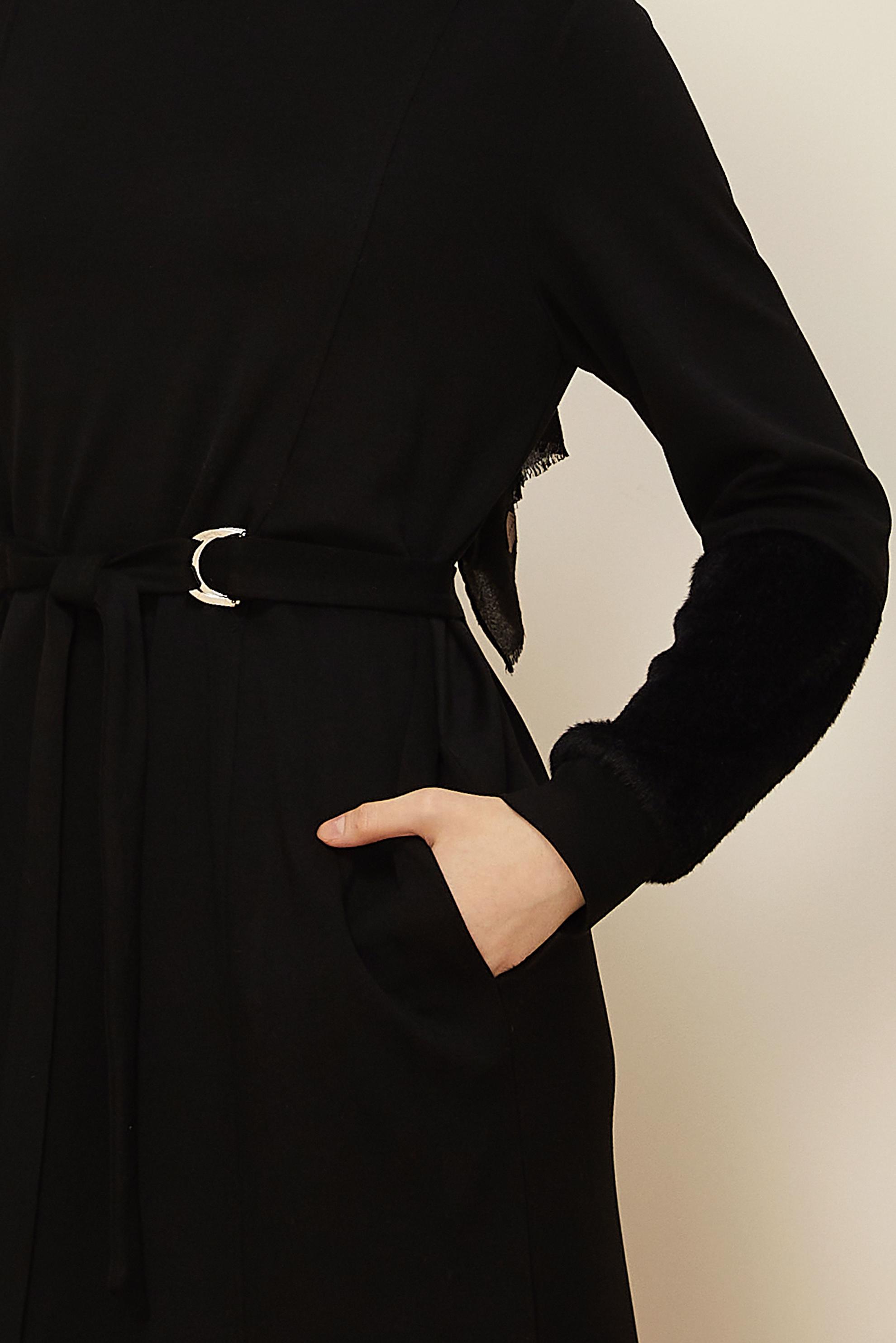 Tesettür giyim SİYAH SÜNİ KÜRK DETAYLI EŞOFMAN ELBİSE 45994