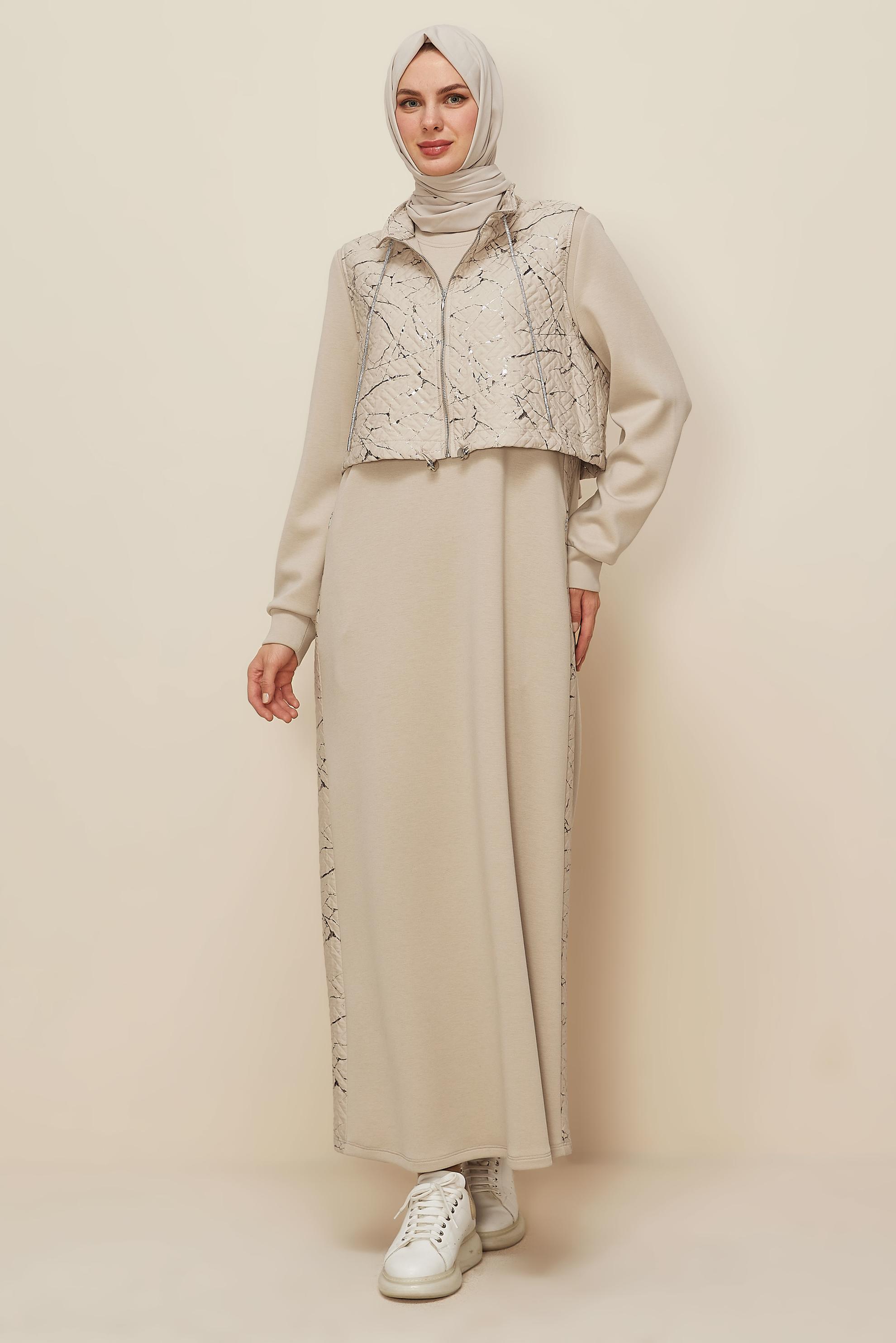 Tesettür giyim BEJ 46001 OYSHO EŞOFMAN CEKETLİ TK.38-44 TEK 40