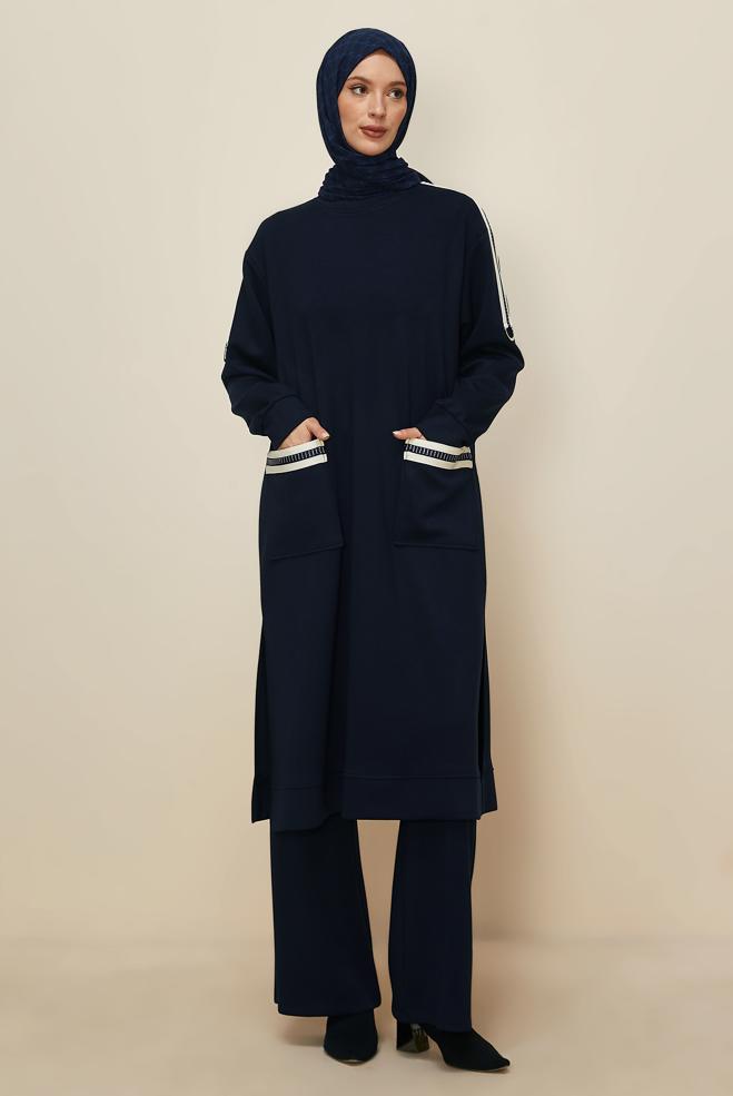 Tesettür giyim LACİVERT PANTOLONLU CEP DETAYLI EŞOFMAN TAKIMI 46069 - ALVİNA
