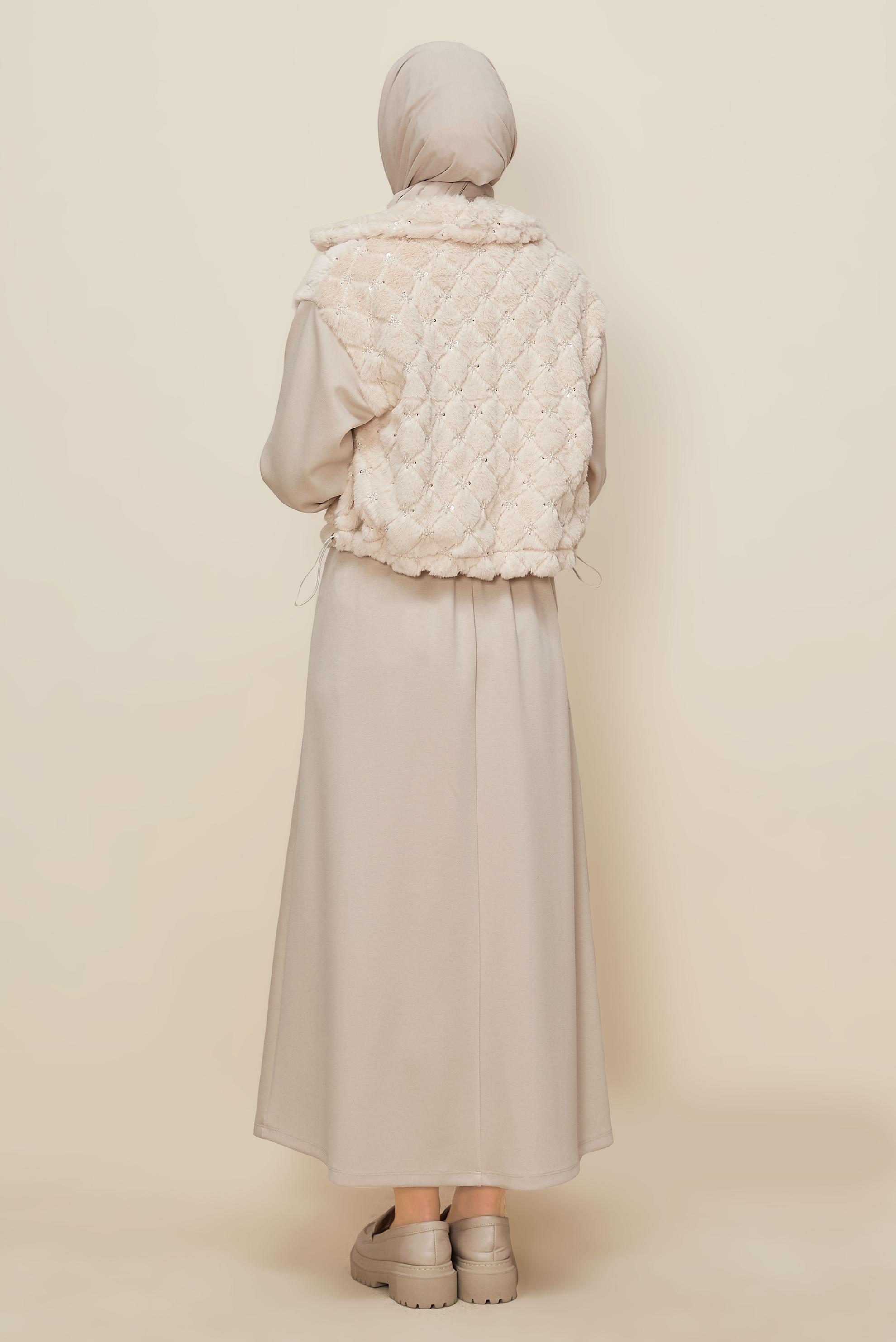 Tesettür giyim BEJ ETEKLİ EŞOFMAN TAKIMI 46071