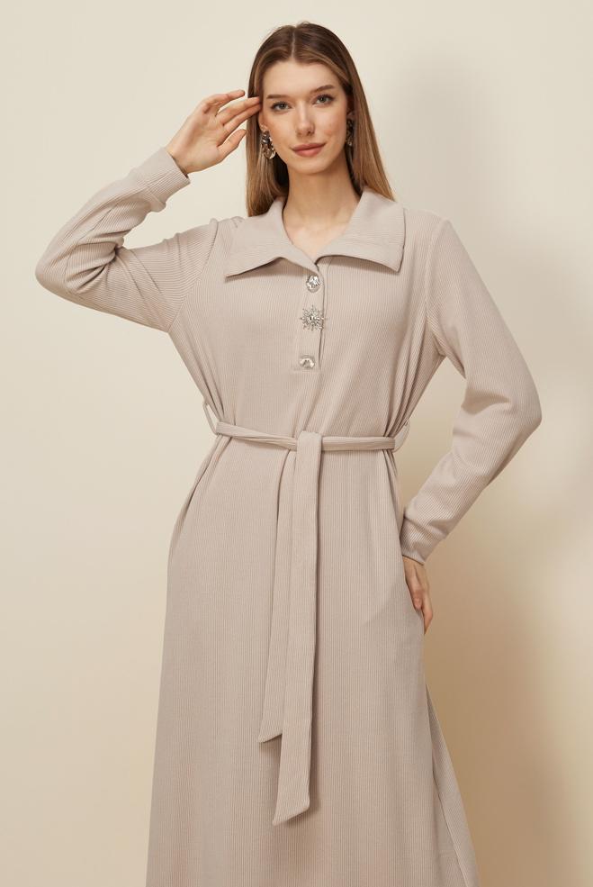 Tesettür giyim BEJ KUŞAKLI EŞOFMAN ELBİSE 46264 - ALVİNA