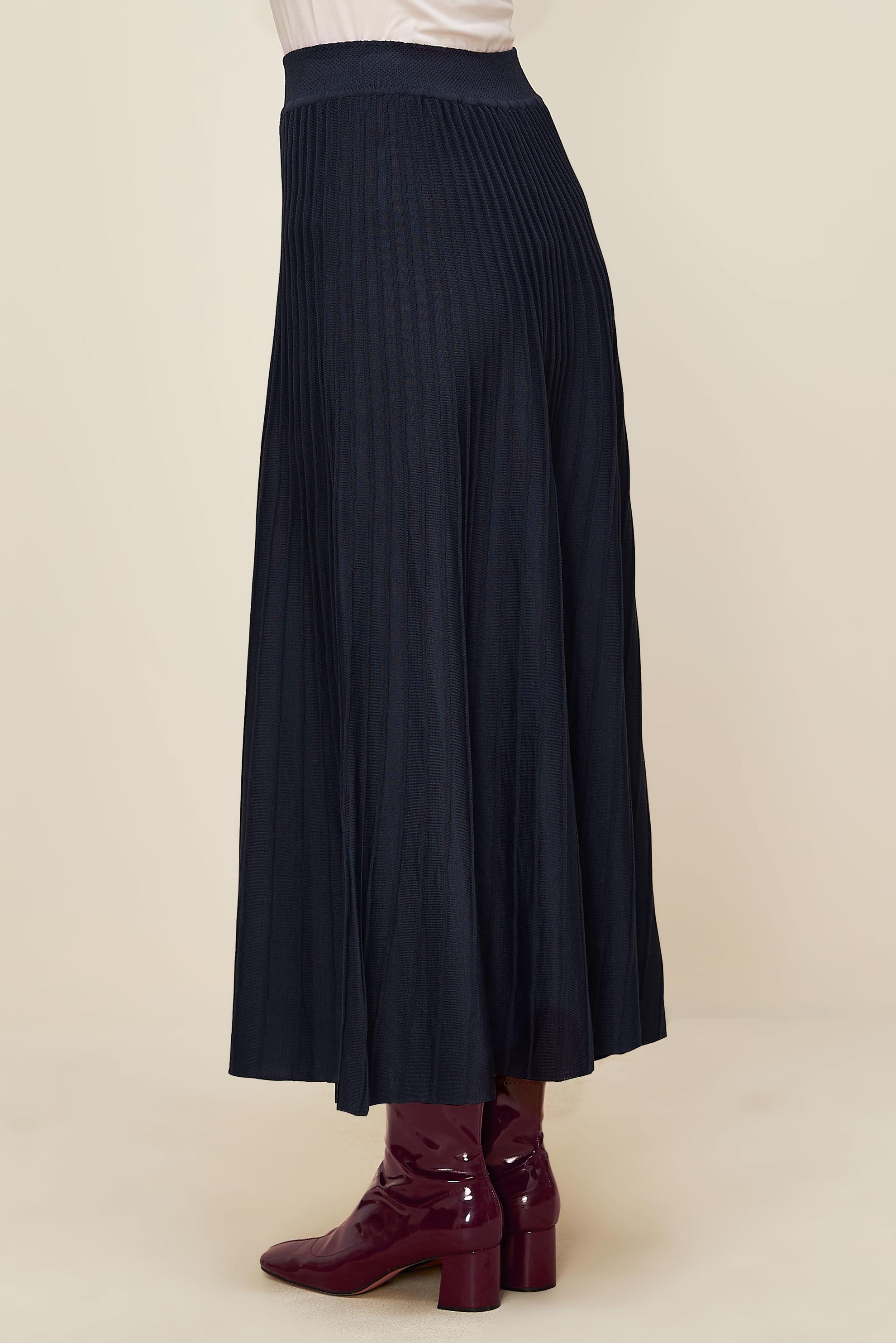 Vêtements hijab BLEU MARINE JUPE EN TRICOT DÉTAILLÉE DE BOUTONS 60700