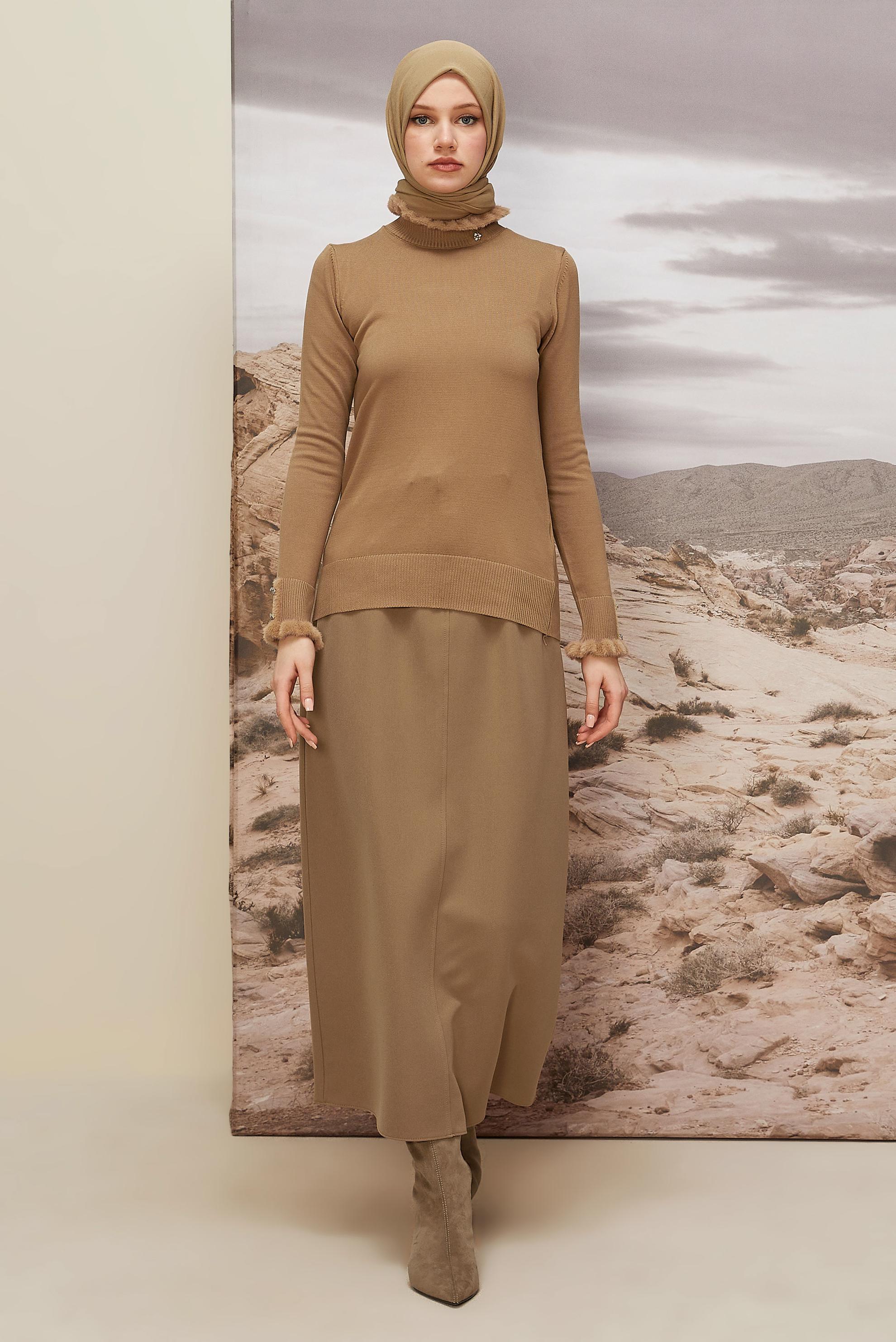 Hijab clothing BEIGE BELTED SKIRT 60705