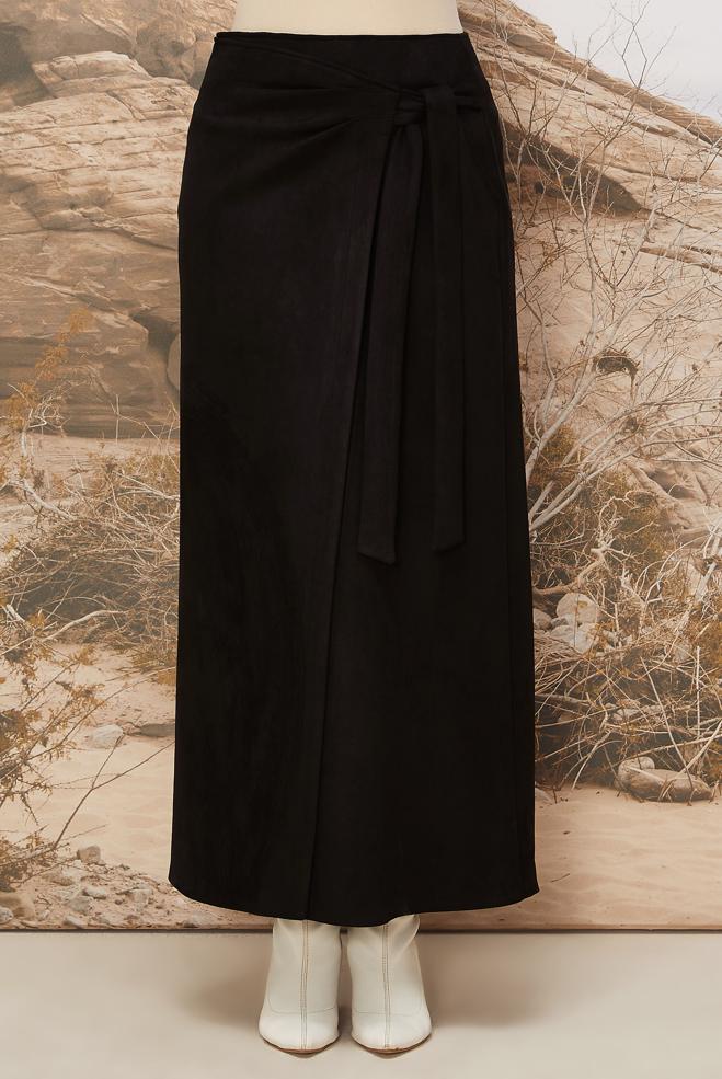 Vêtements hijab NOIR JUPE EN DAIM DÉTAILLÉE AVEC CEINTURE 60725 - ALVİNA