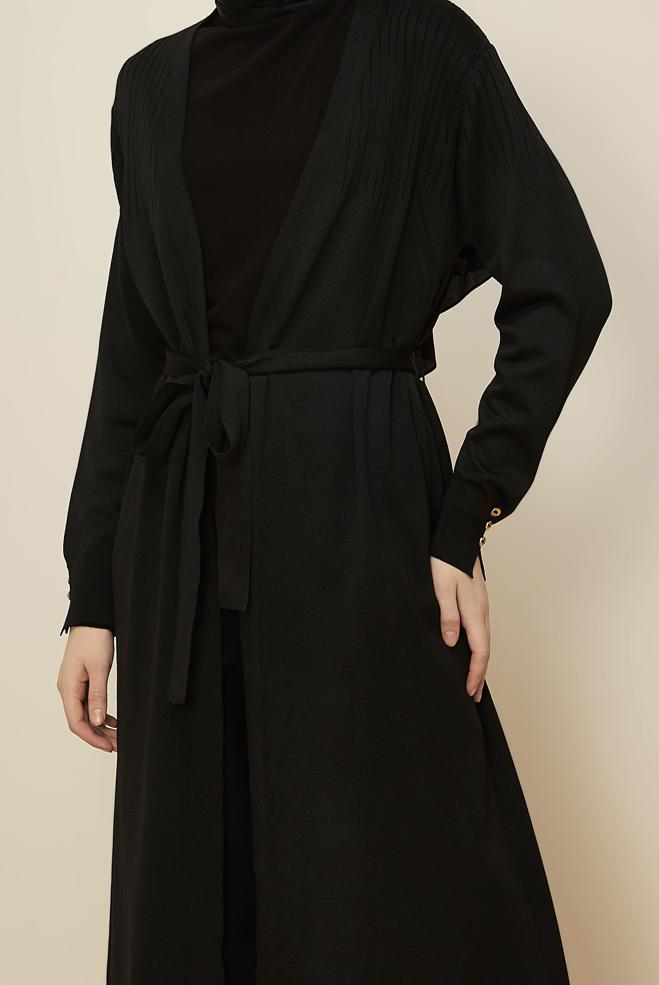 Tesettür giyim SİYAH KUŞAKLI TRİKO HIRKA 45892 - ALVİNA