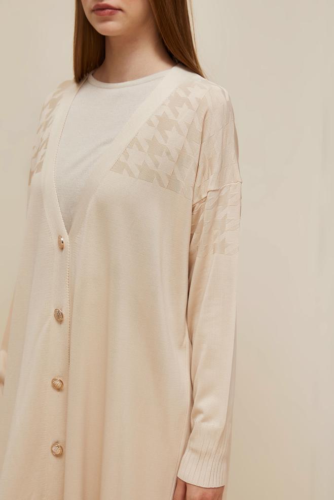 Tesettür giyim BEJ DÜĞMELİ TRİKO HIRKA 45893 - ALVİNA