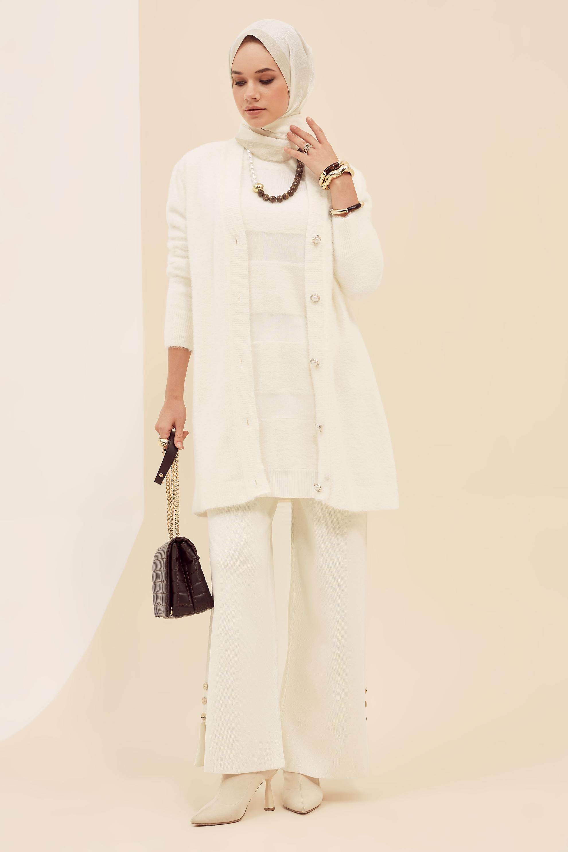 Hijab clothing WHITE KNITWEAR CARDIGAN 45926