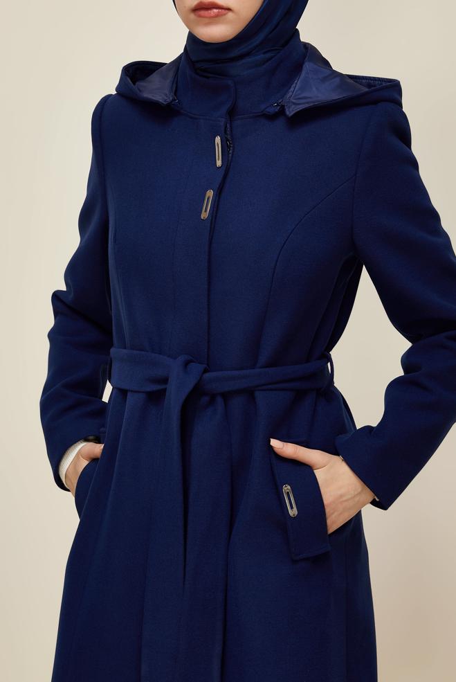 Tesettür giyim MAVİ KUŞAKLI KABAN 90566 - ALVİNA