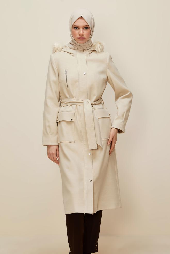 Tesettür giyim BEJ KUŞAKLI KABAN 90580 - ALVİNA