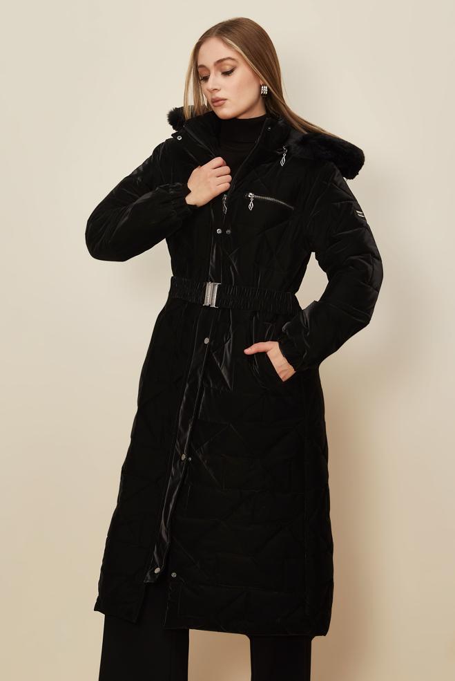 Tesettür giyim SİYAH KEMERLİ KAPİTONE KABAN 90584 - ALVİNA