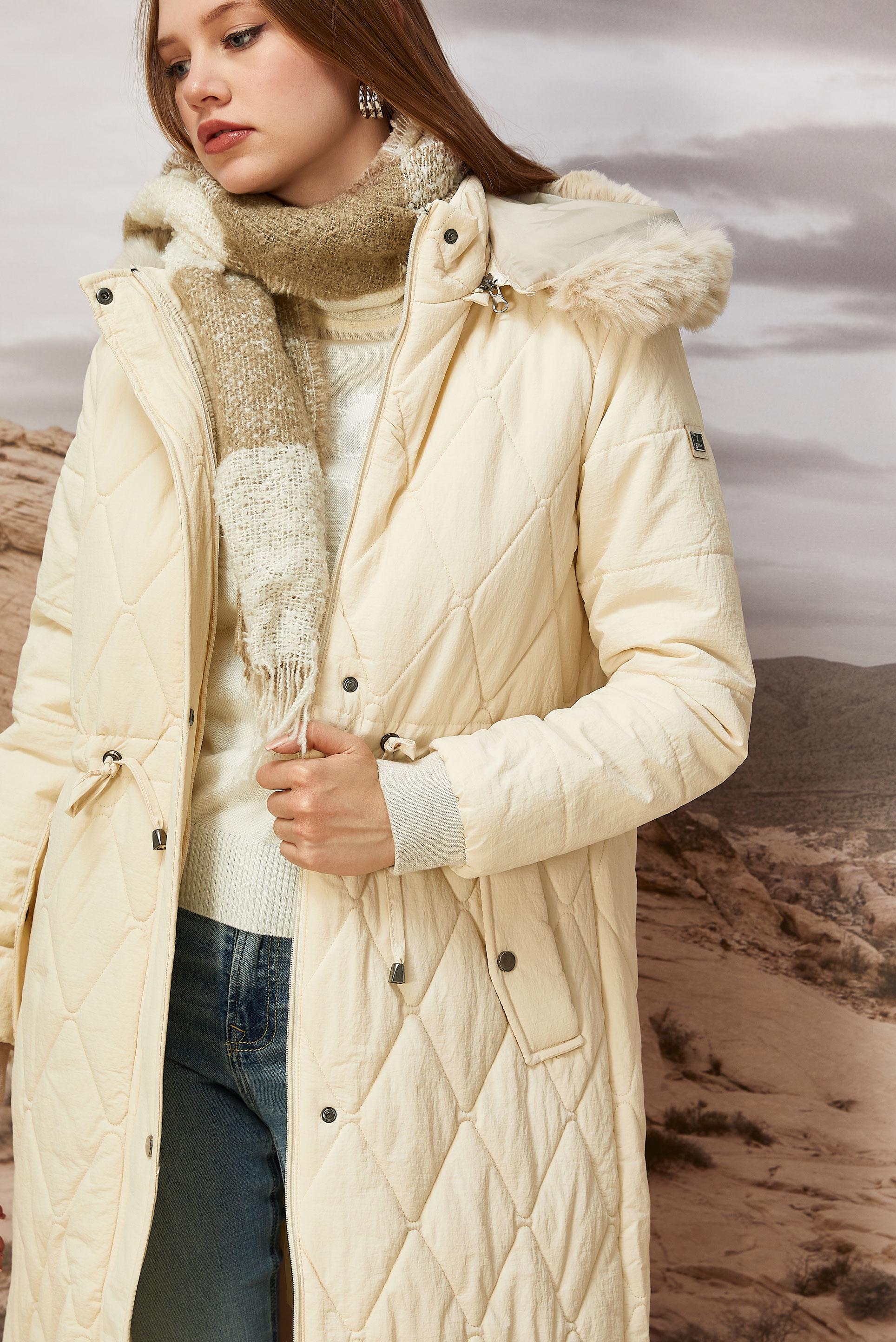 Hijab clothing BEIGE HOODED COAT 90594