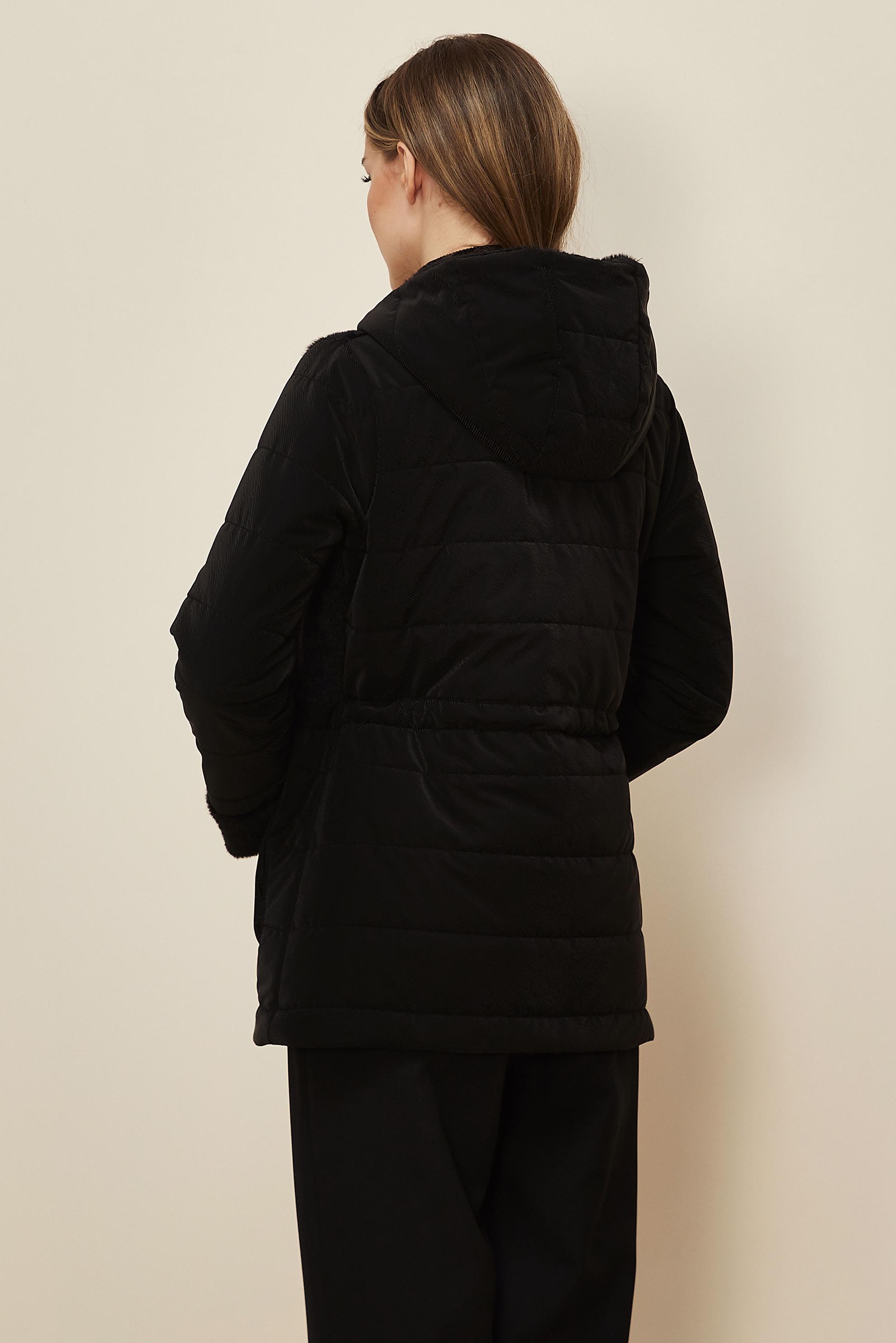 Tesettür giyim SİYAH KAPÜŞONLU KÜRK DETAYLI KAPİTONE KABAN 90606