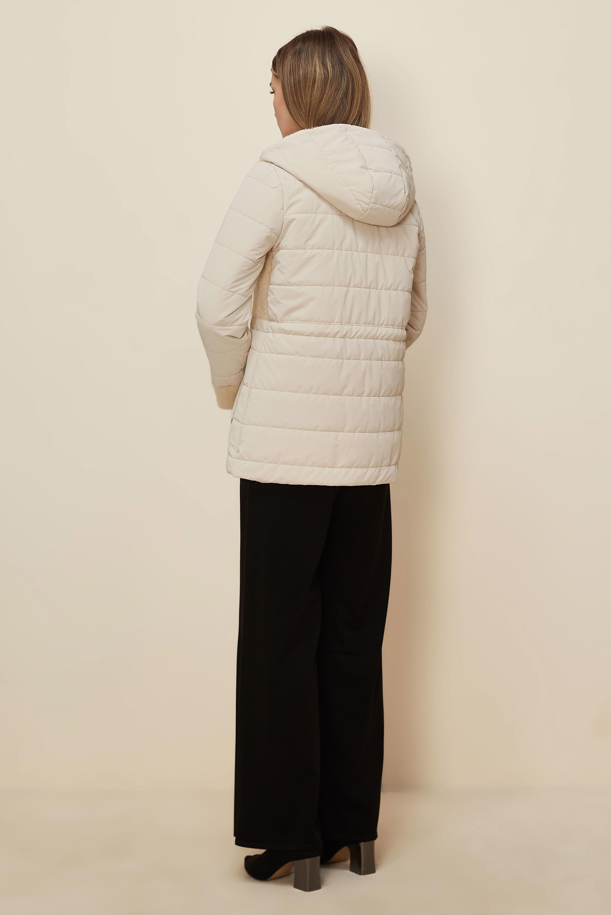 Tesettür giyim BEJ KAPÜŞONLU KÜRK DETAYLI KAPİTONE KABAN 90606