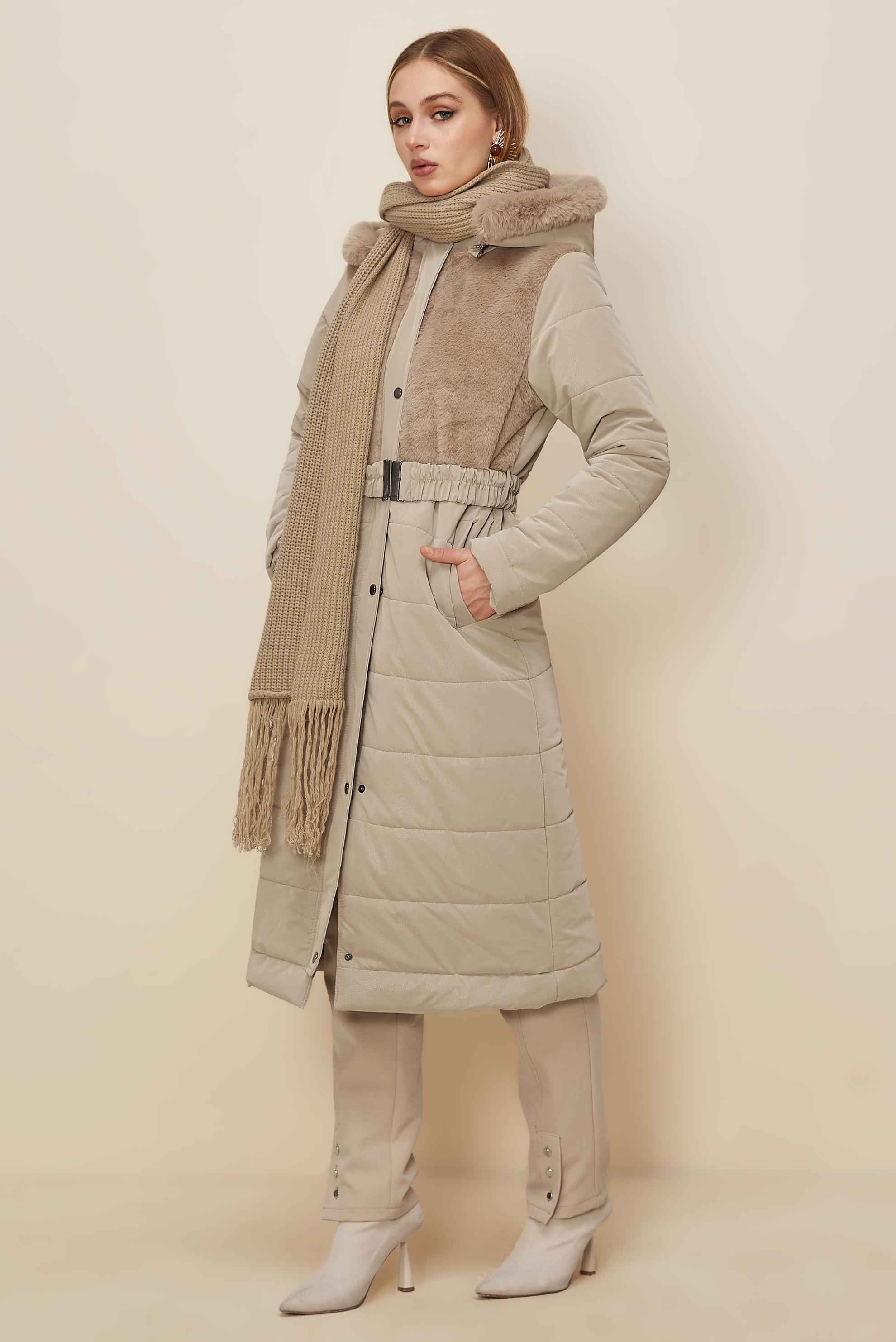 Hijab clothing BEIGE BELTED COAT 90607