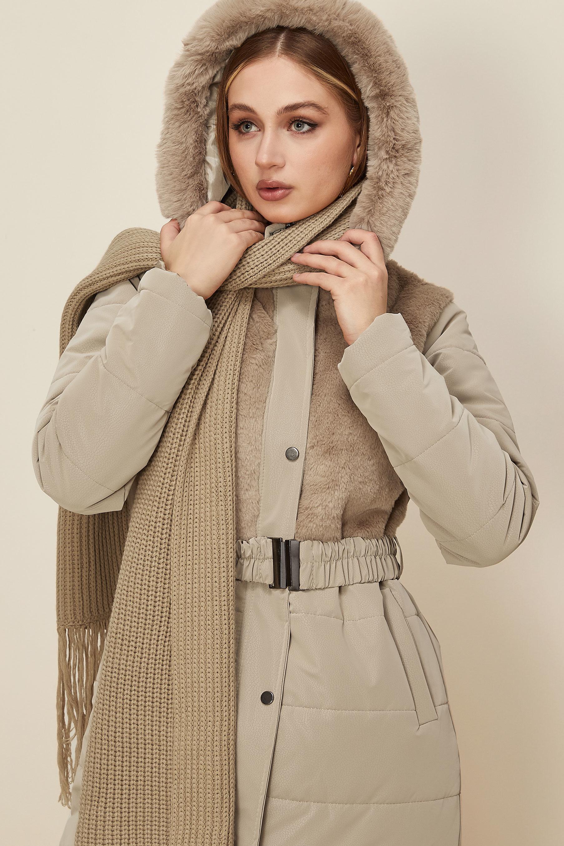 Hijab clothing BEIGE BELTED COAT 90607