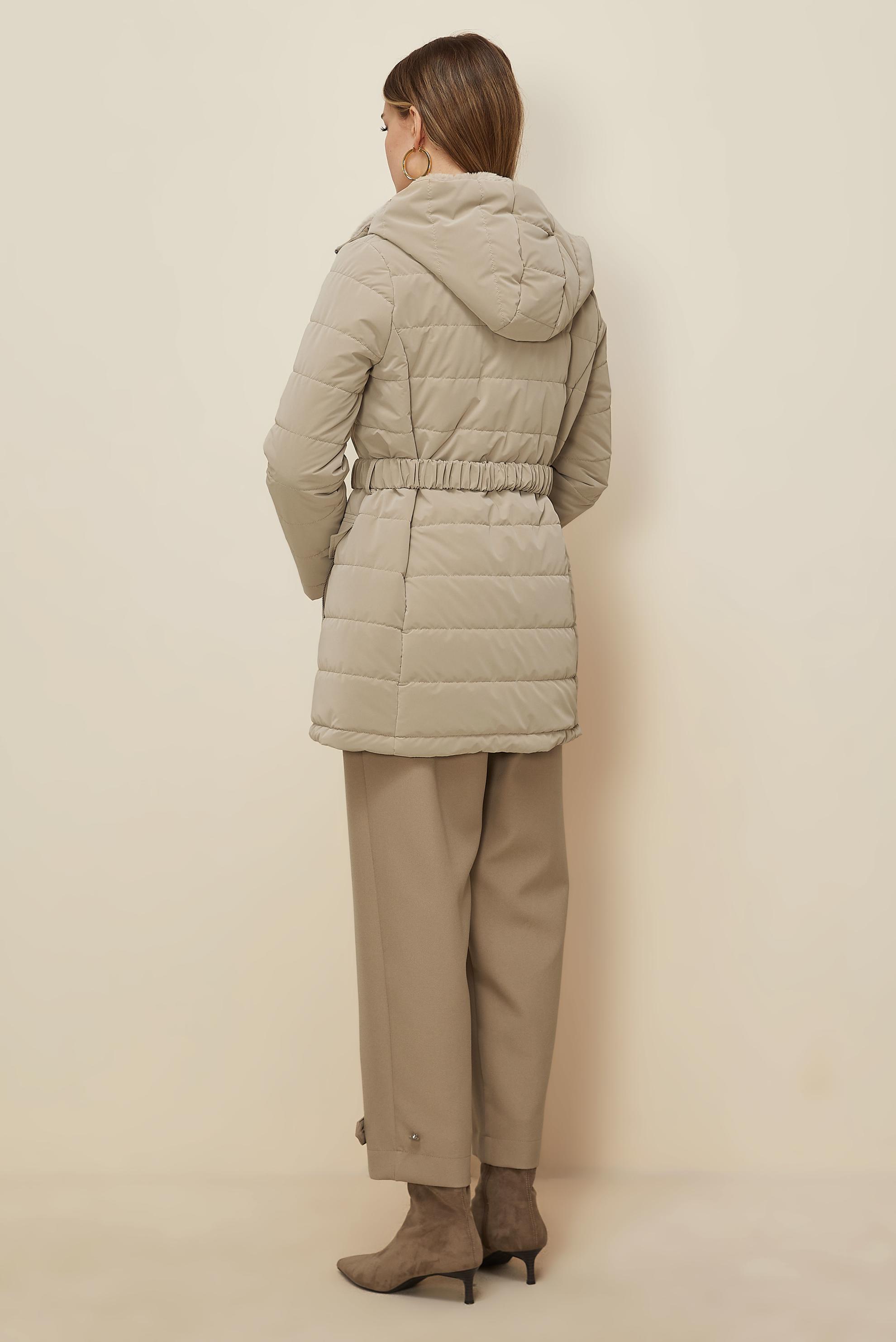 Hijab clothing BEIGE BELTED QUILTED COAT 90608
