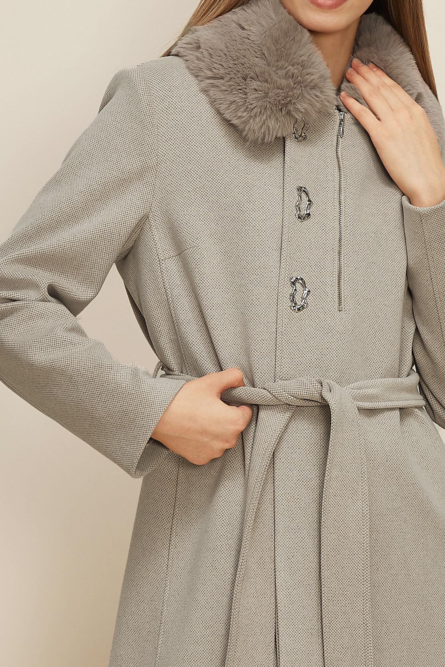 Tesettür giyim BEJ KUŞAKLI KAŞE KABAN 90633