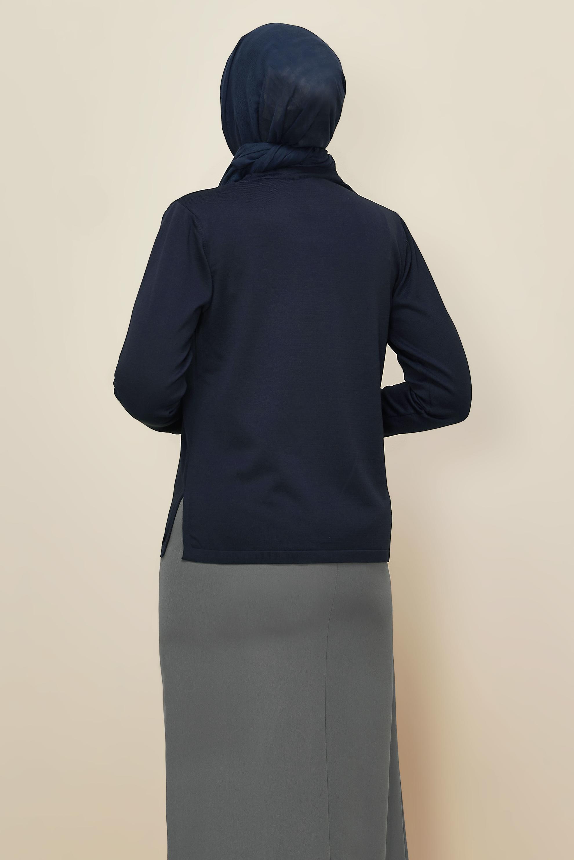 Vêtements hijab BLEU MARINE PULL EN MAILLE GRANDE TAILLE 20852