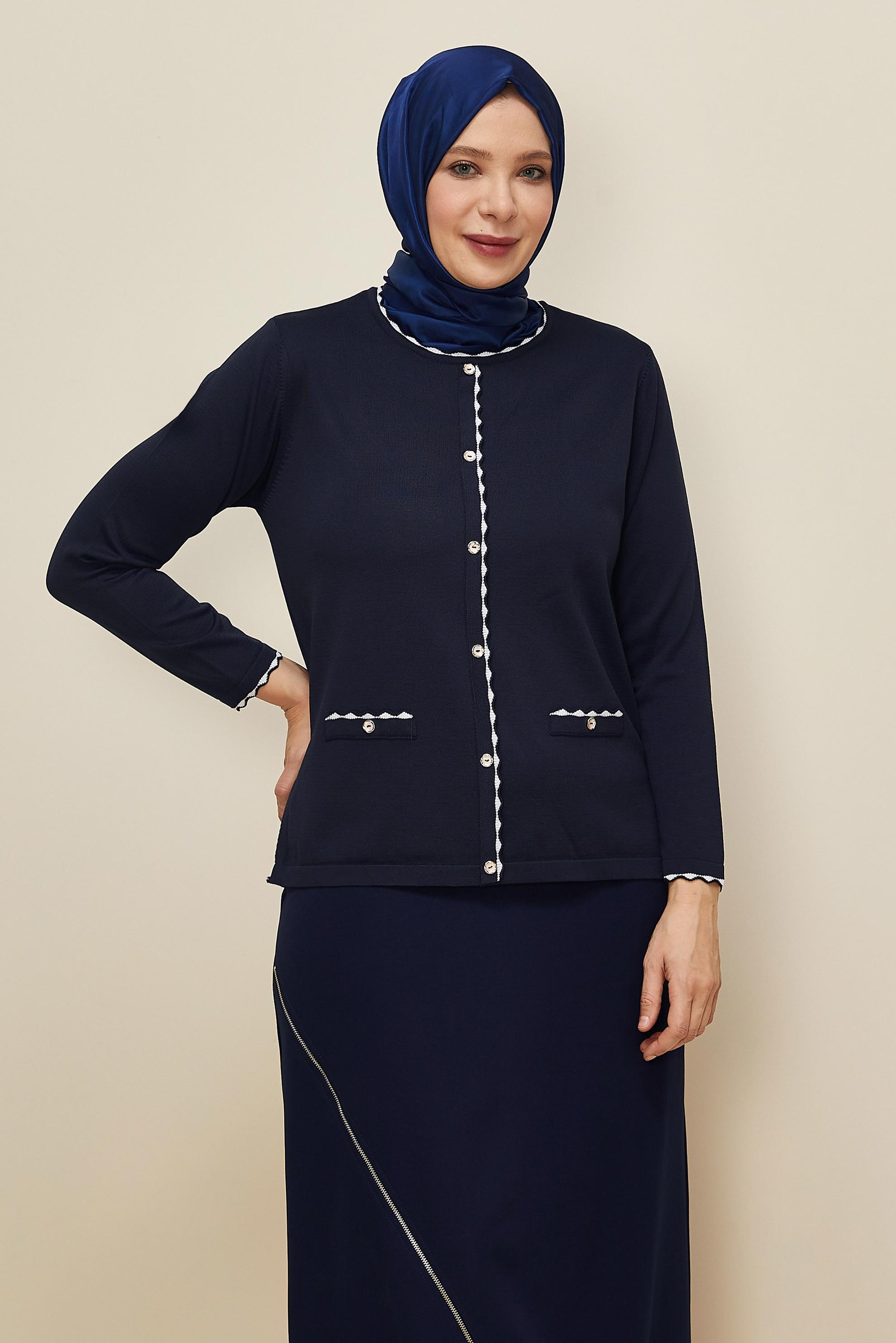 Vêtements hijab BLEU MARINE PULL EN MAILLE GRANDE TAILLE 20855