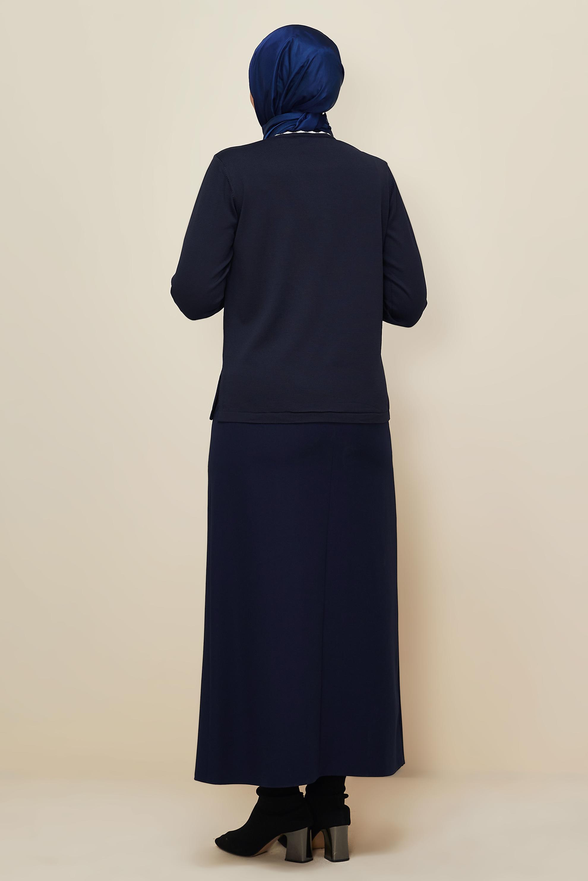 Vêtements hijab BLEU MARINE PULL EN MAILLE GRANDE TAILLE 20855