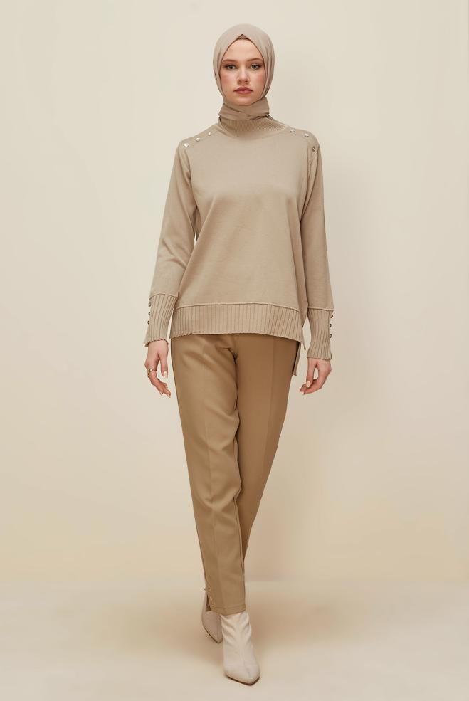Hijab-Kleidung BEIGE STRICKPULLOVER MIT KNOPFDETAIL 45879 - ALVİNA