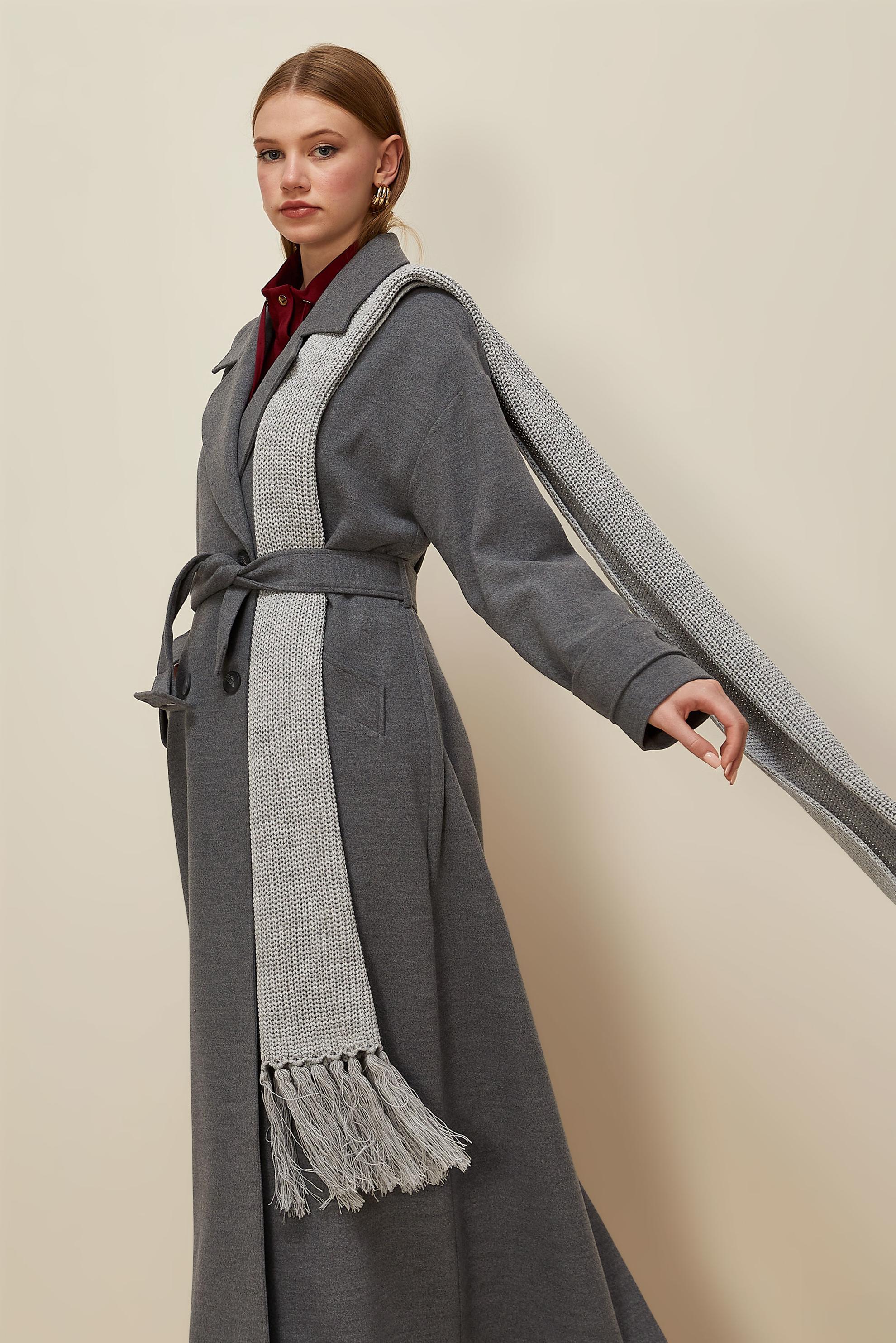 Tesettür giyim GRİ KEMERLİ KAŞE MANTO 90605