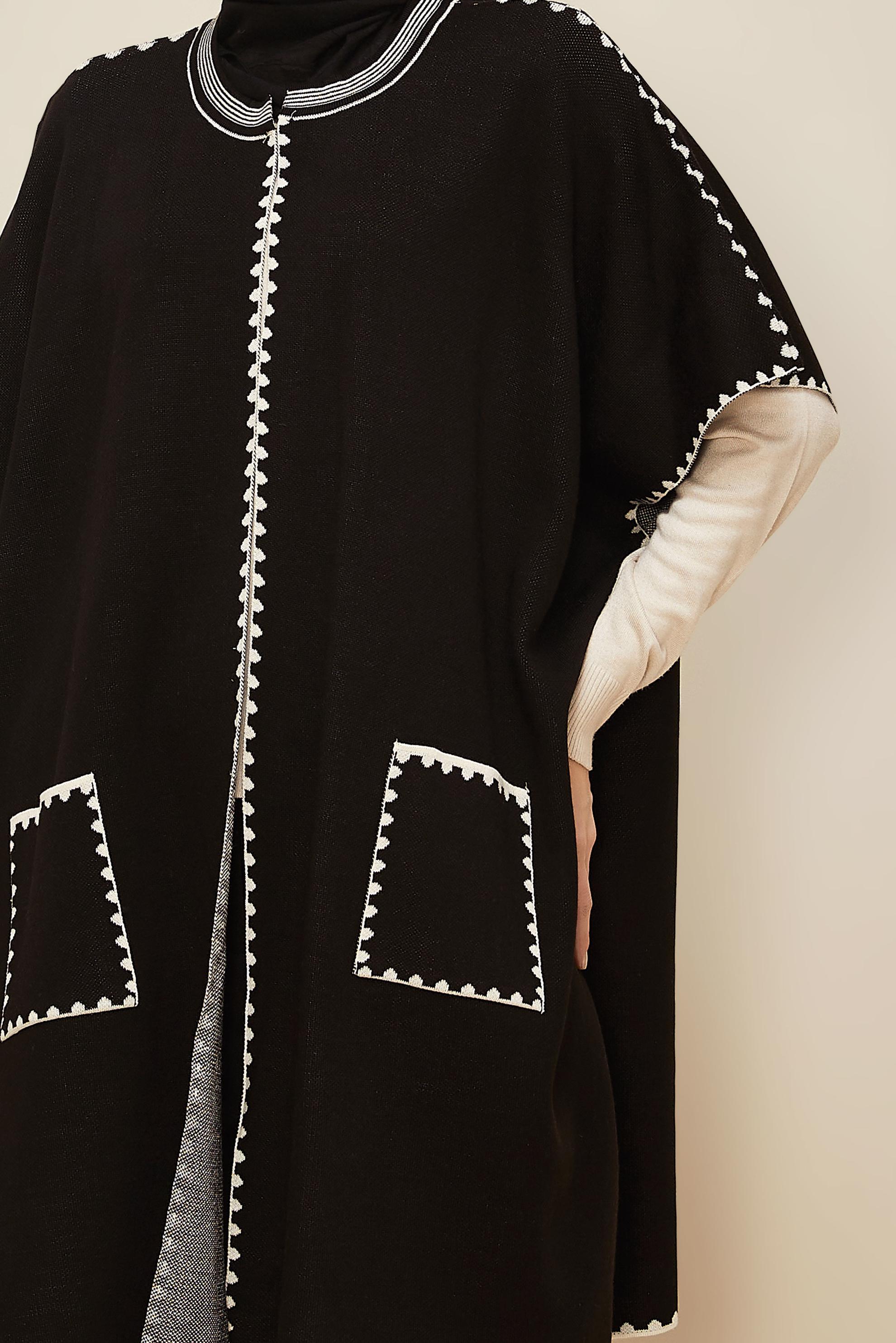 Hijab clothing BLACK KNITWEAR PONCHO 45899