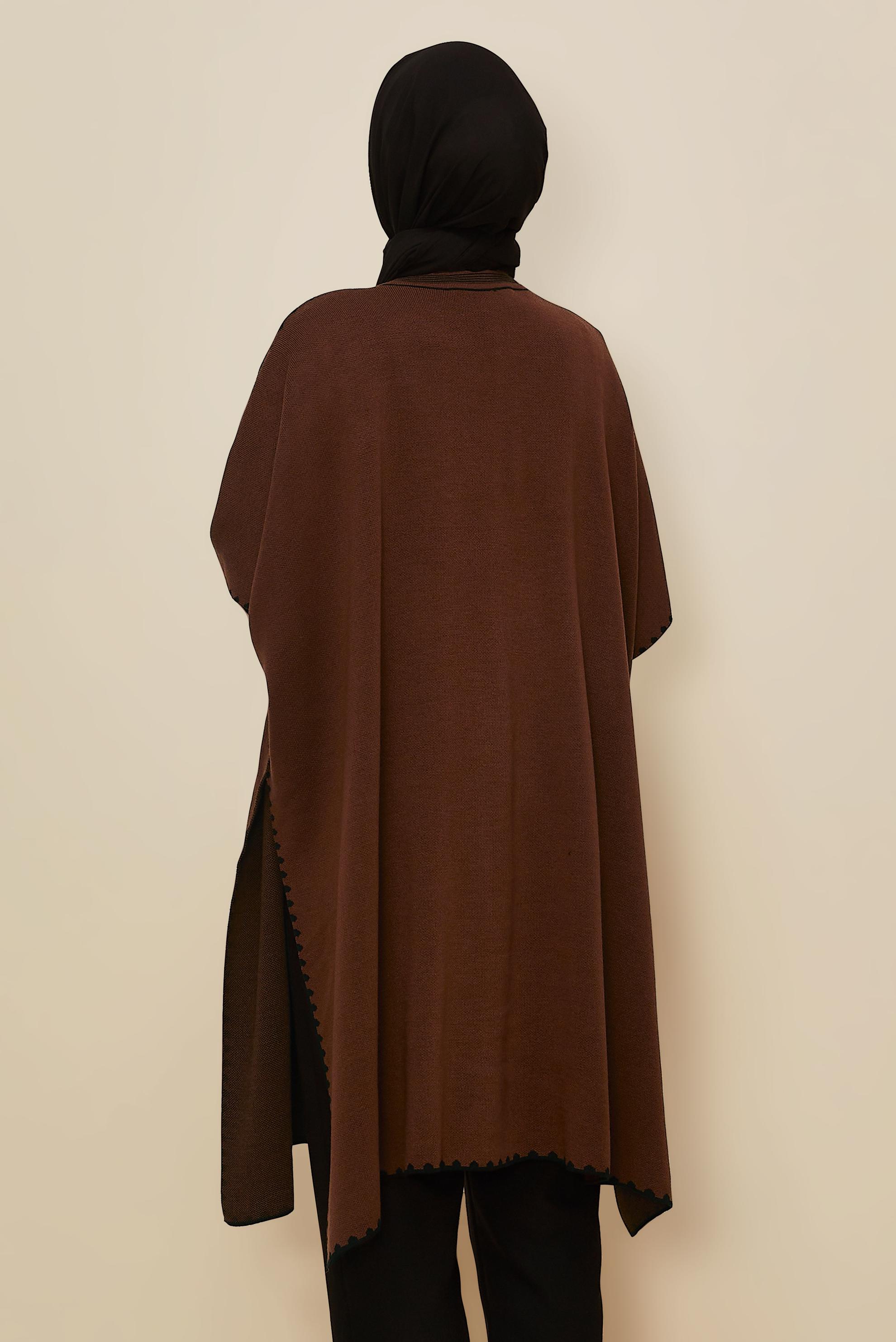 Hijab clothing BROWN KNITWEAR PONCHO 45899