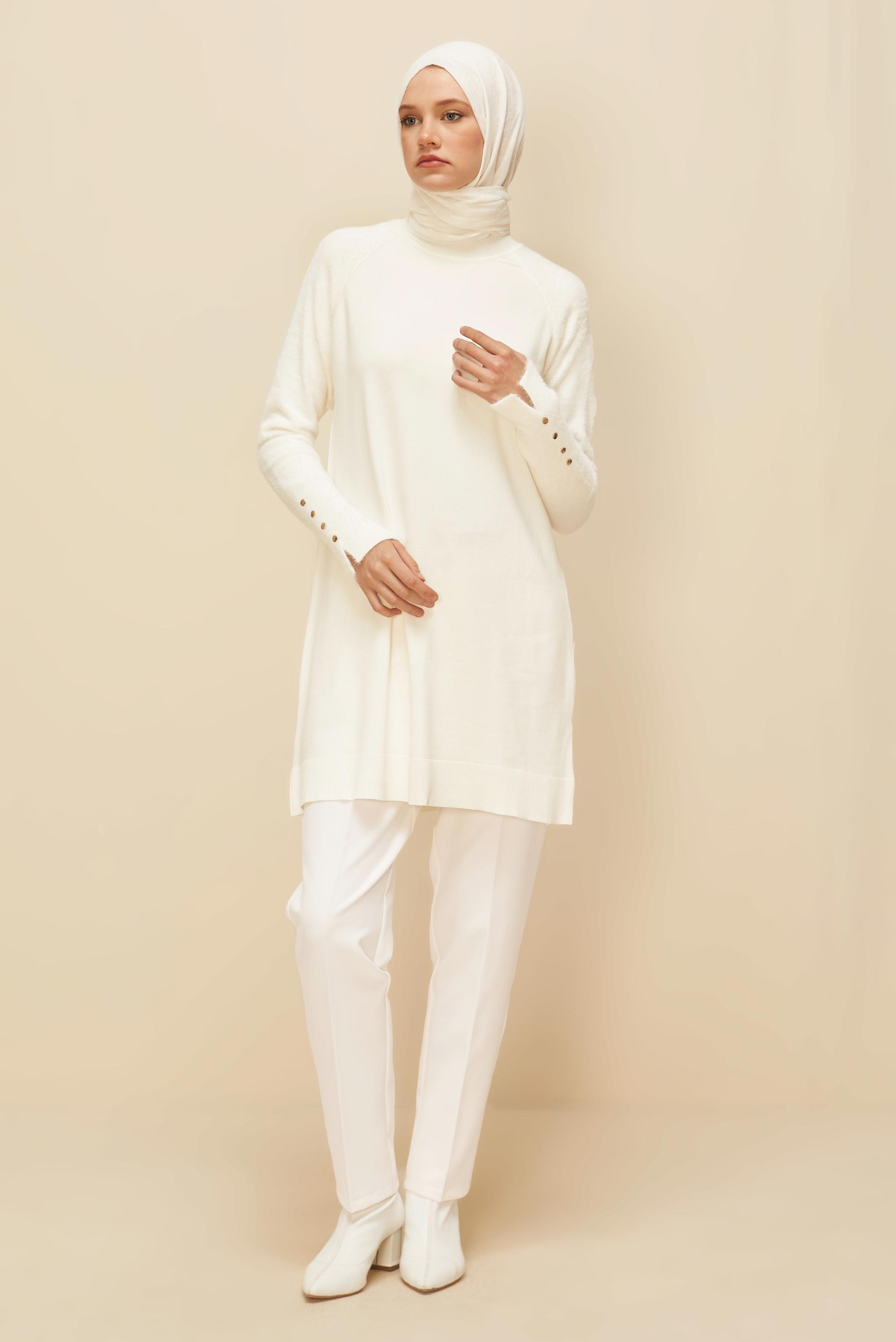 Tesettür giyim BEYAZ HAVUÇ KESİM PANTOLON 70925