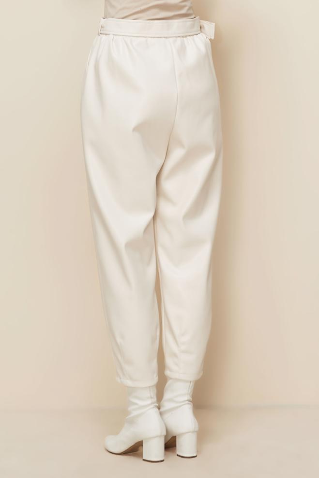 Hijab clothing WHITE FAUX LEATHER PANTS 70927 - ALVİNA