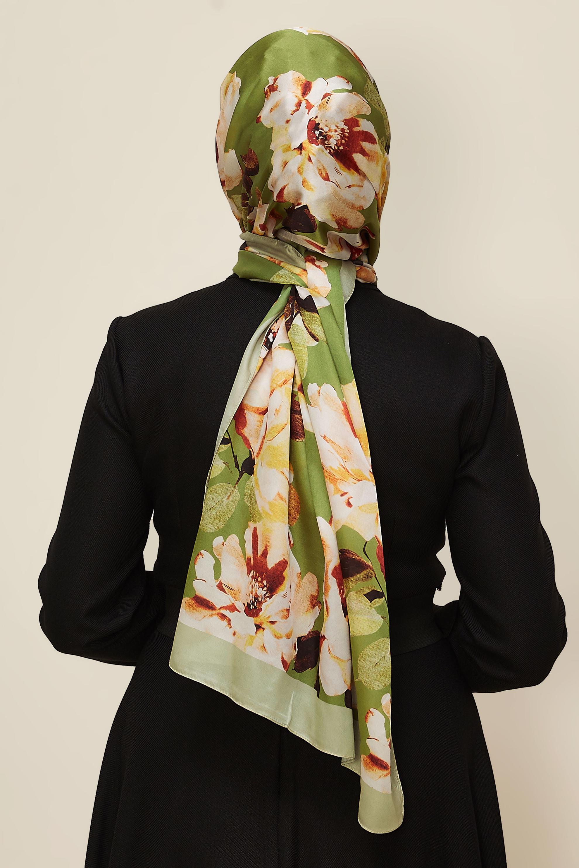 Tesettür giyim HAKİ ALVİNA ÇİÇEK DESENLİ ŞAL 8601