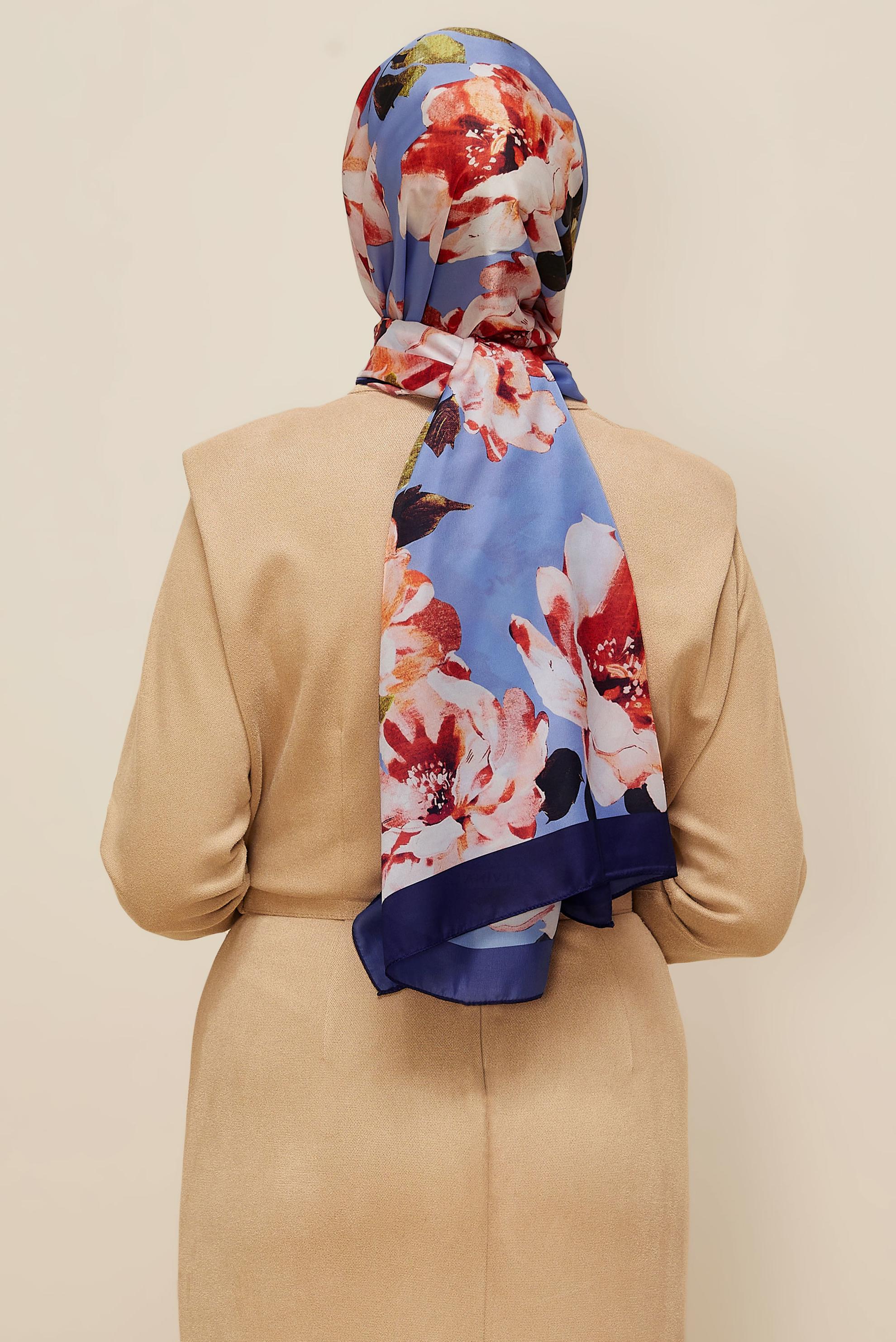 Tesettür giyim LACİVERT ALVİNA ÇİÇEK DESENLİ ŞAL 8601