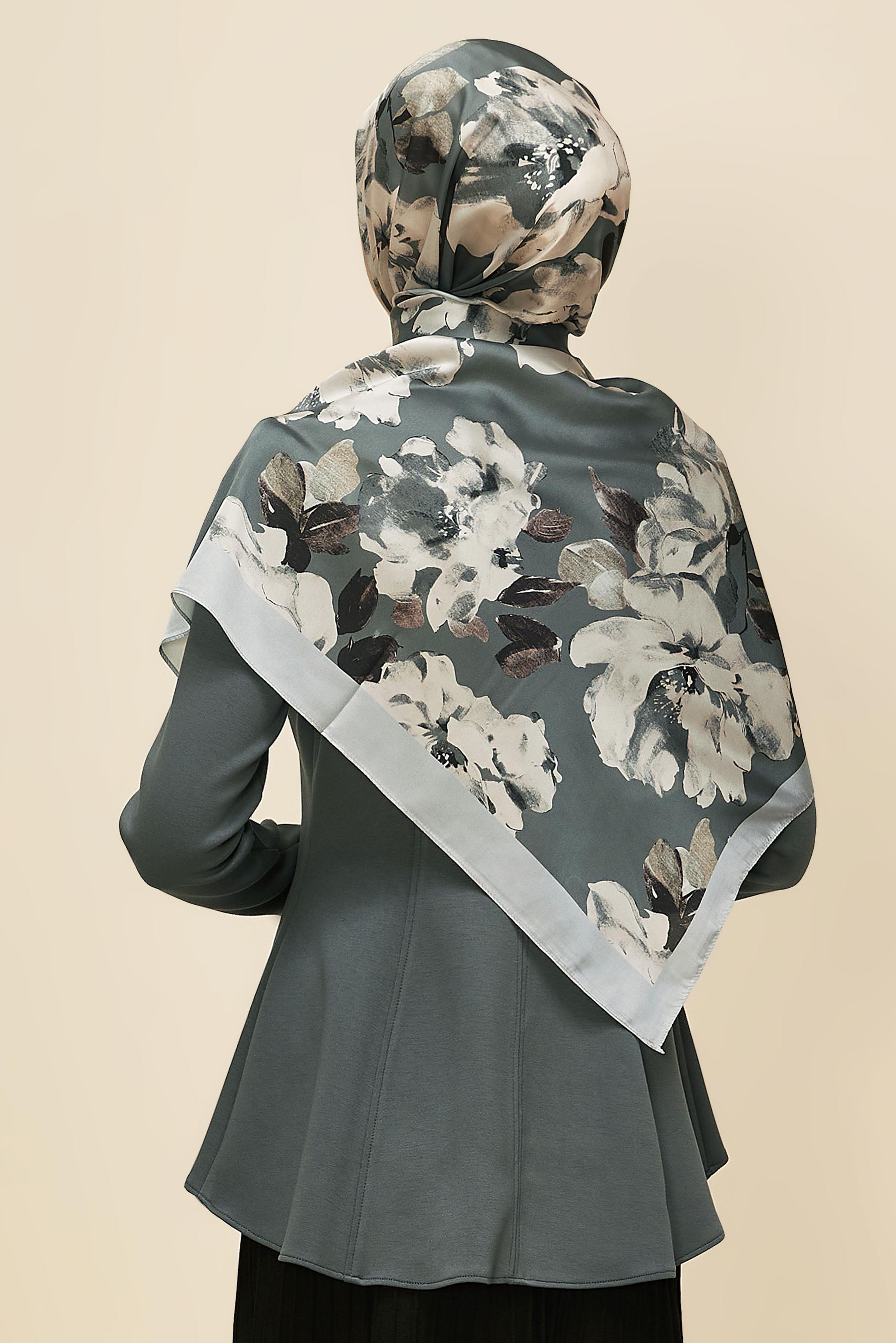 Hijab clothing GREY ALVINA FLOWER PATTERNED SHAWL 8601