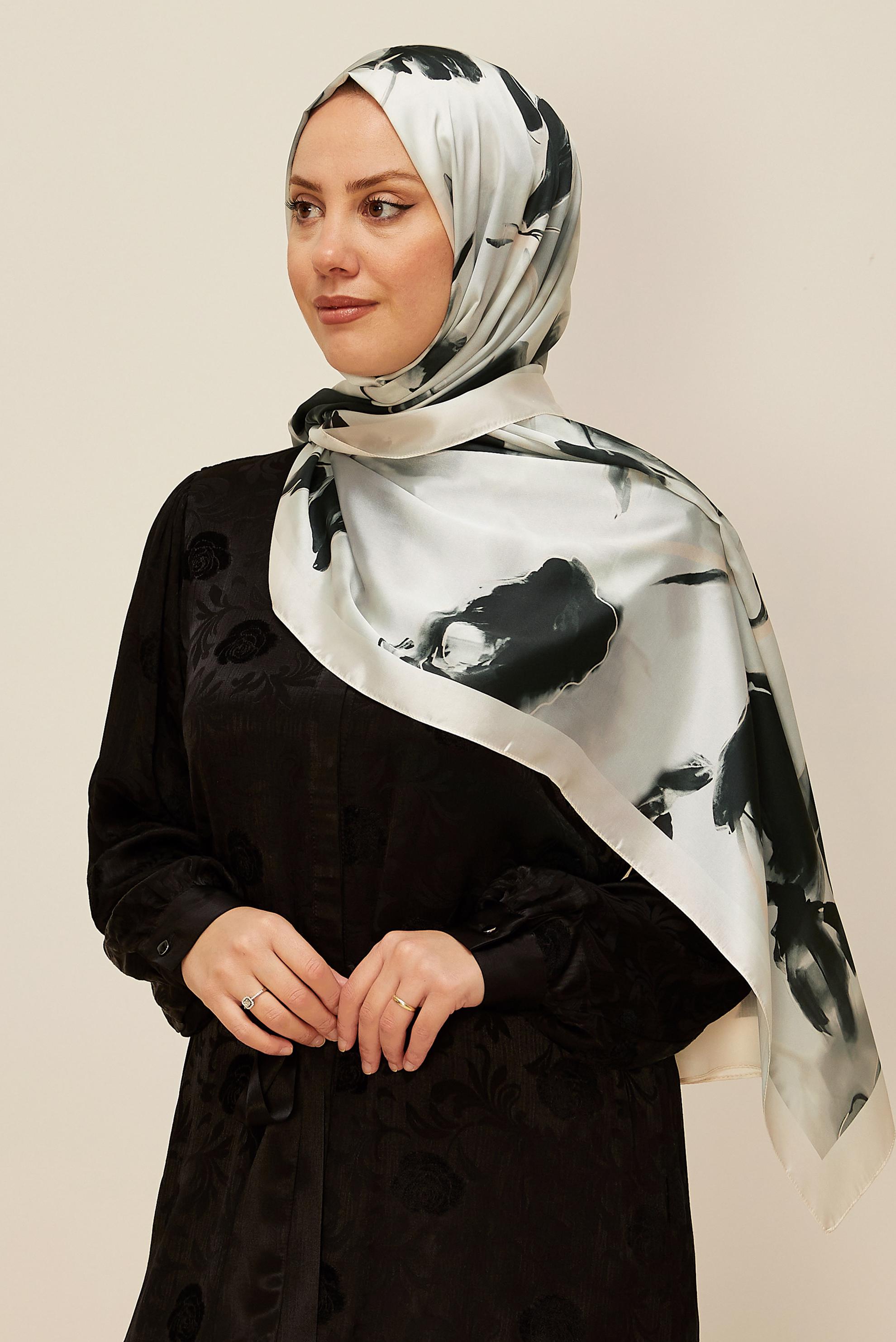 Hijab clothing WHITE ALVINA PATTERNED SHAWL 8602