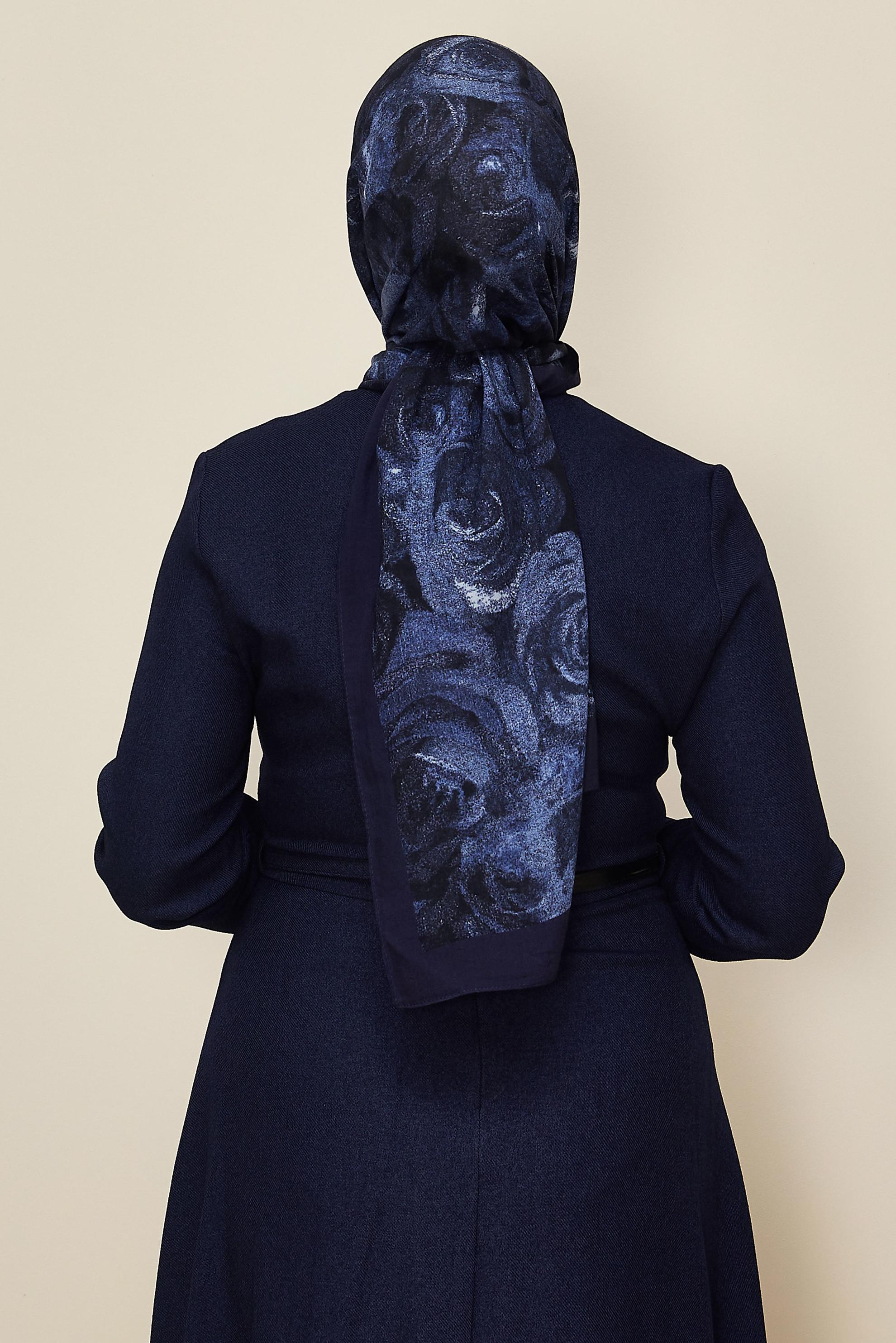 Vêtements hijab BLEU MARINE CHÂLE À MOTIFS ALVINA ROSE 8605